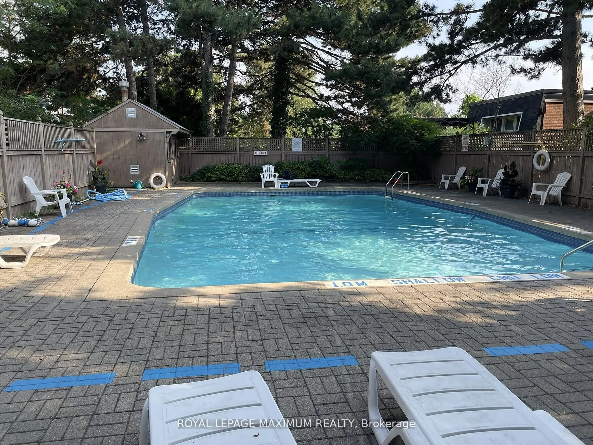 90 George Henry Boulevard, #17