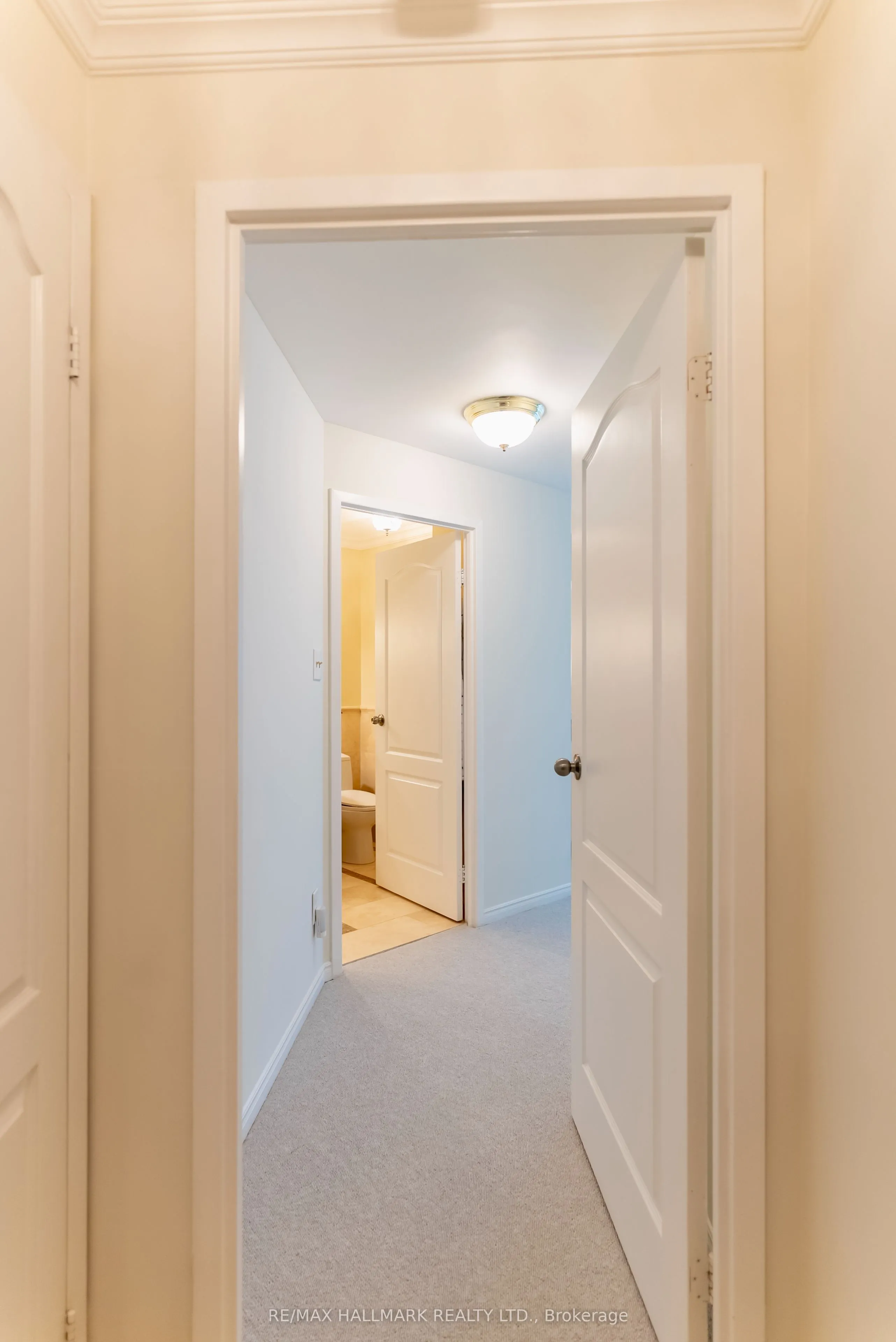 10 Queens Quay W, #Ph9