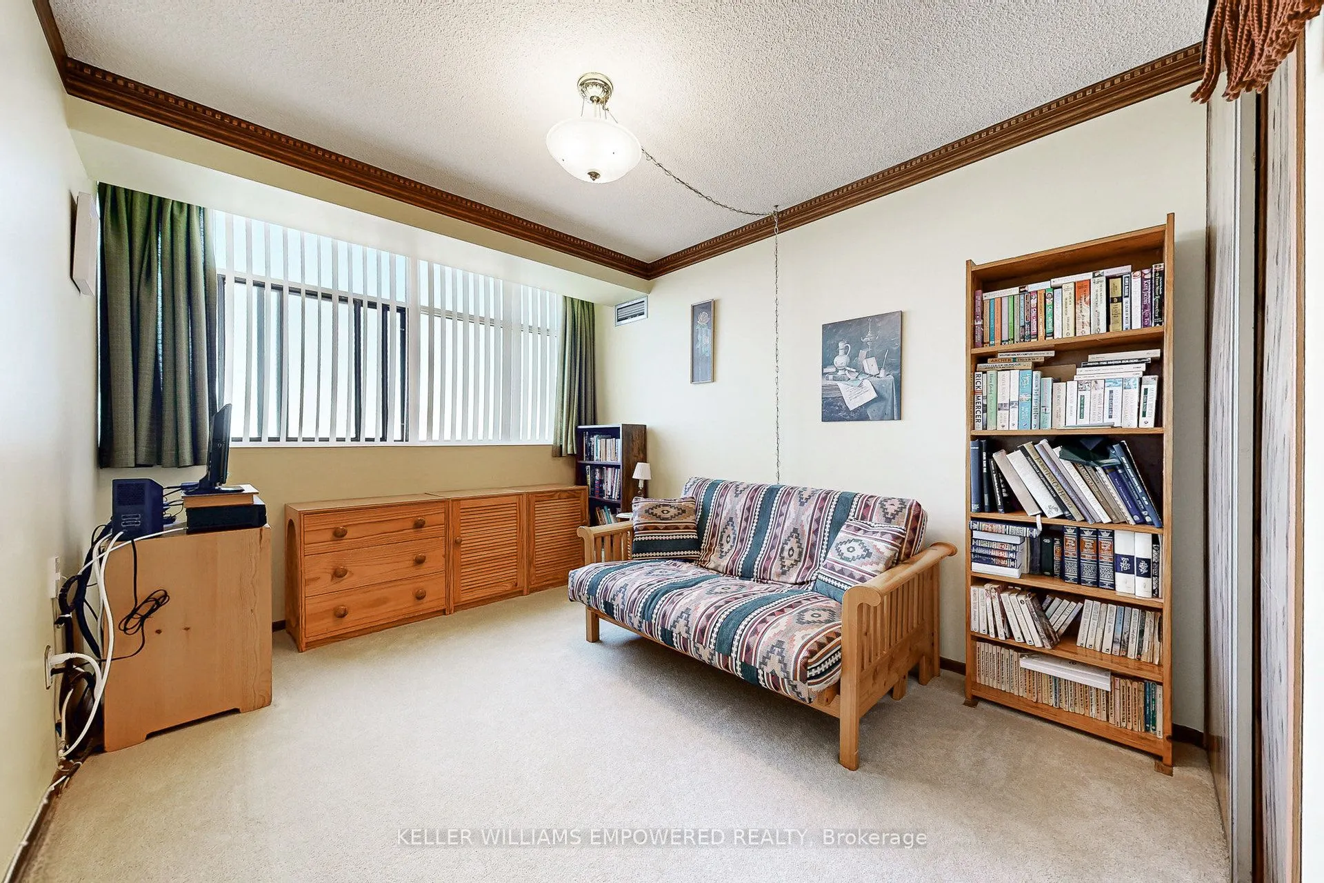 100 Antibes Drive, #2307