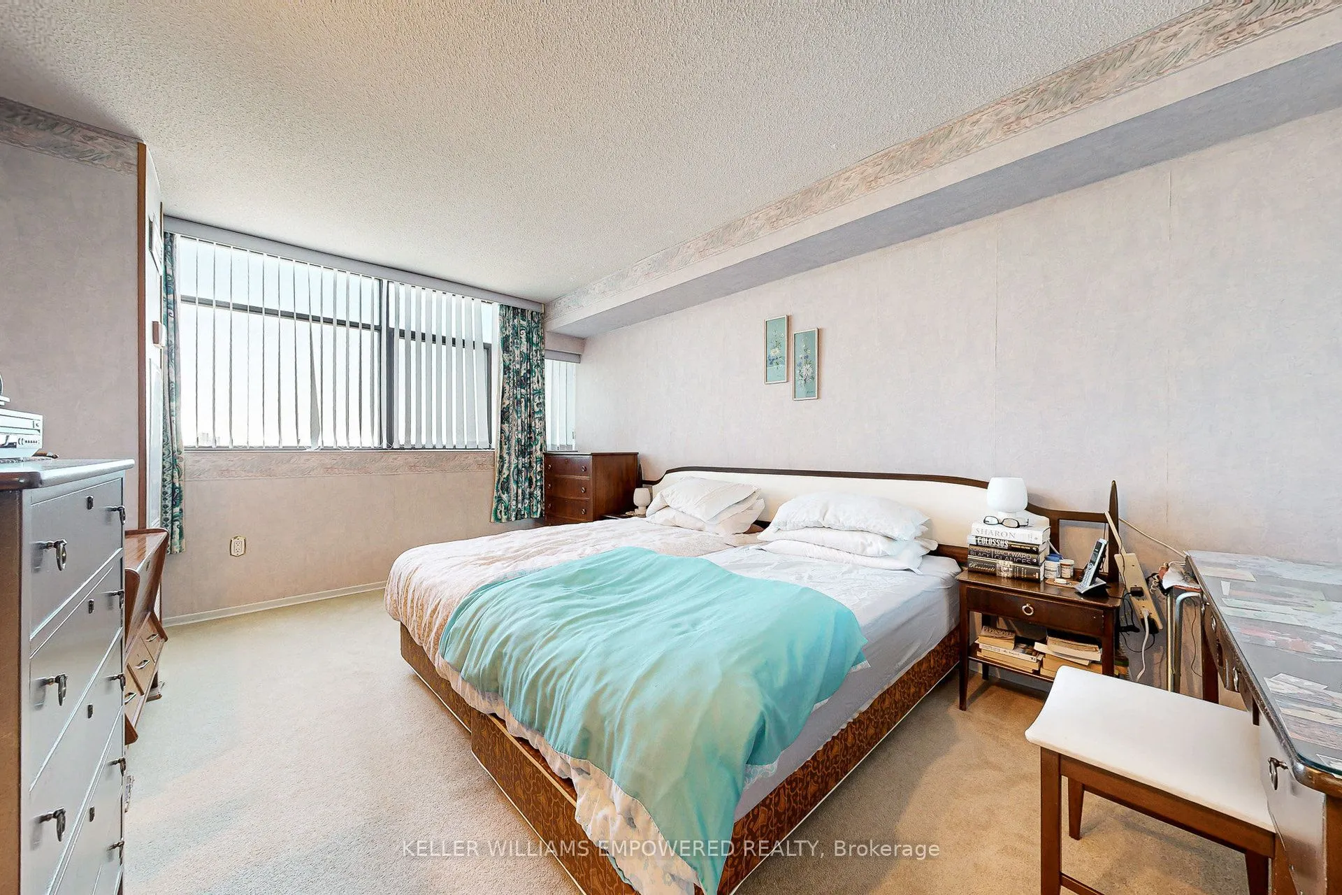 100 Antibes Drive, #2307