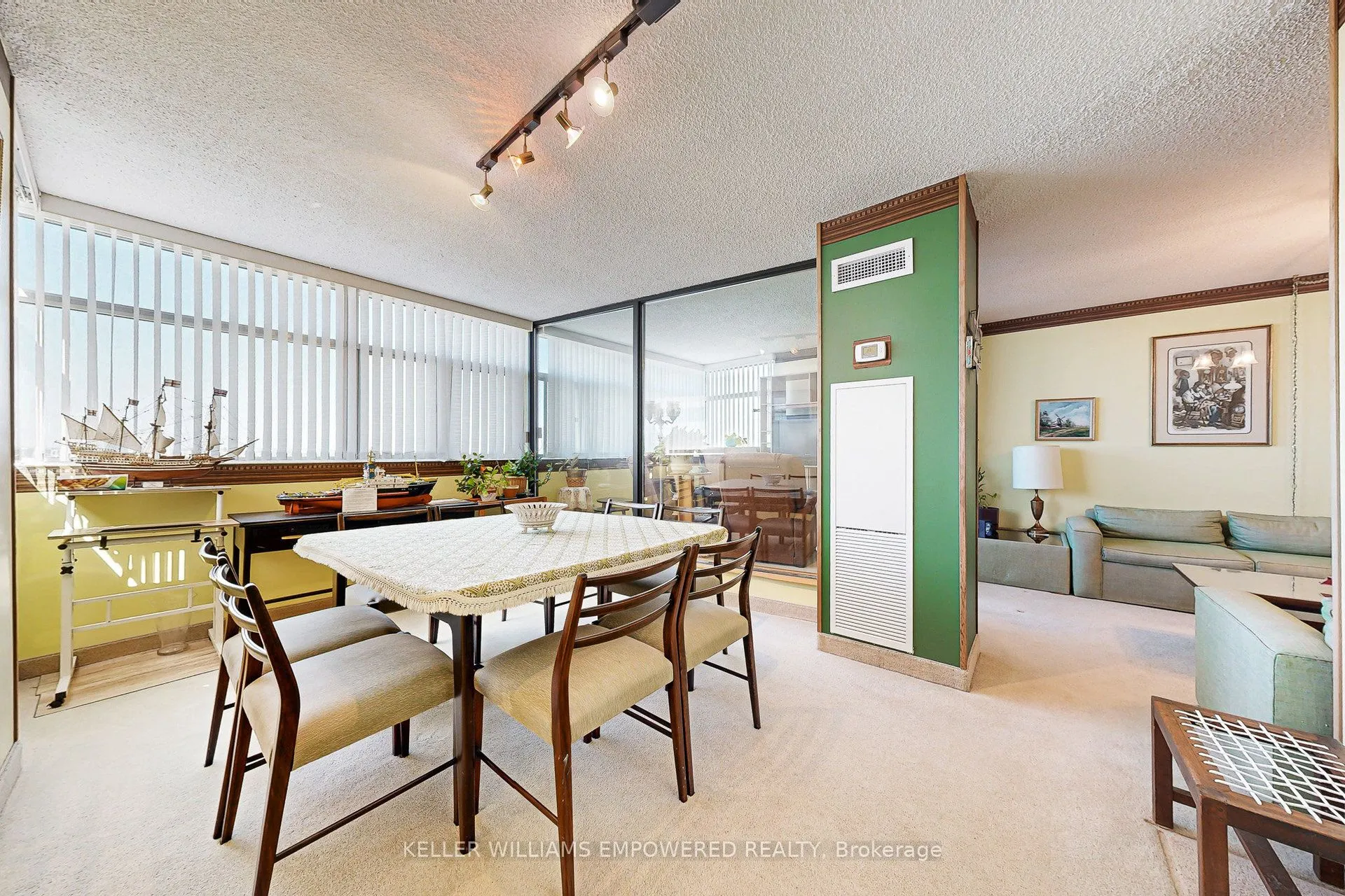 100 Antibes Drive, #2307