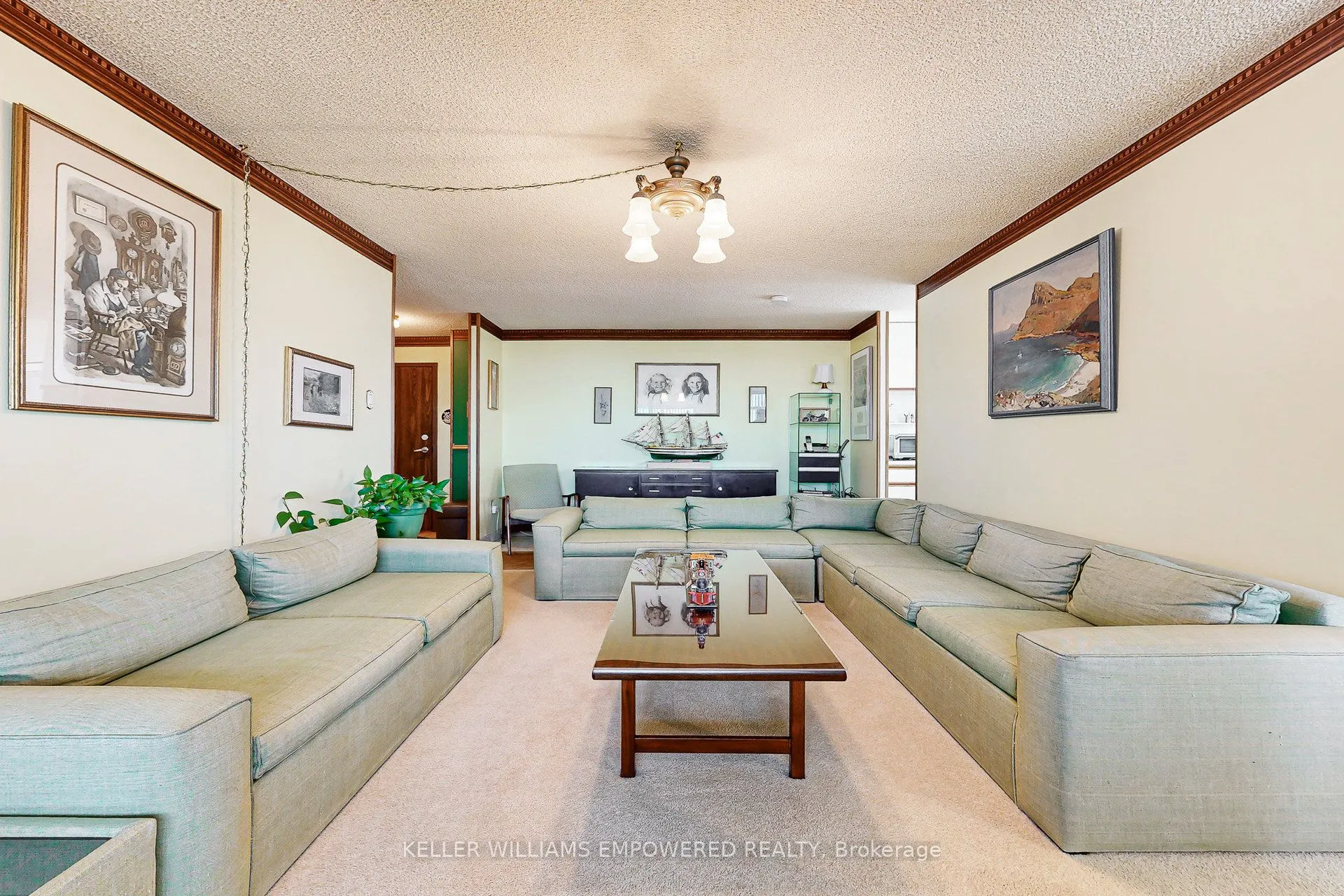 100 Antibes Drive, #2307