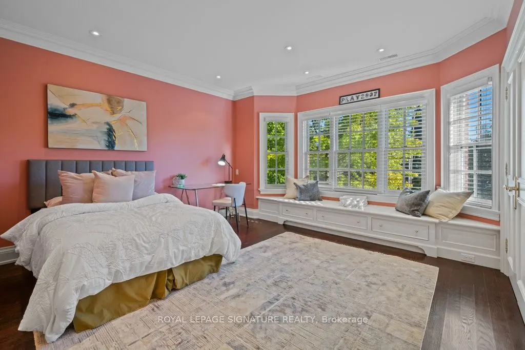 428 Glengrove Avenue