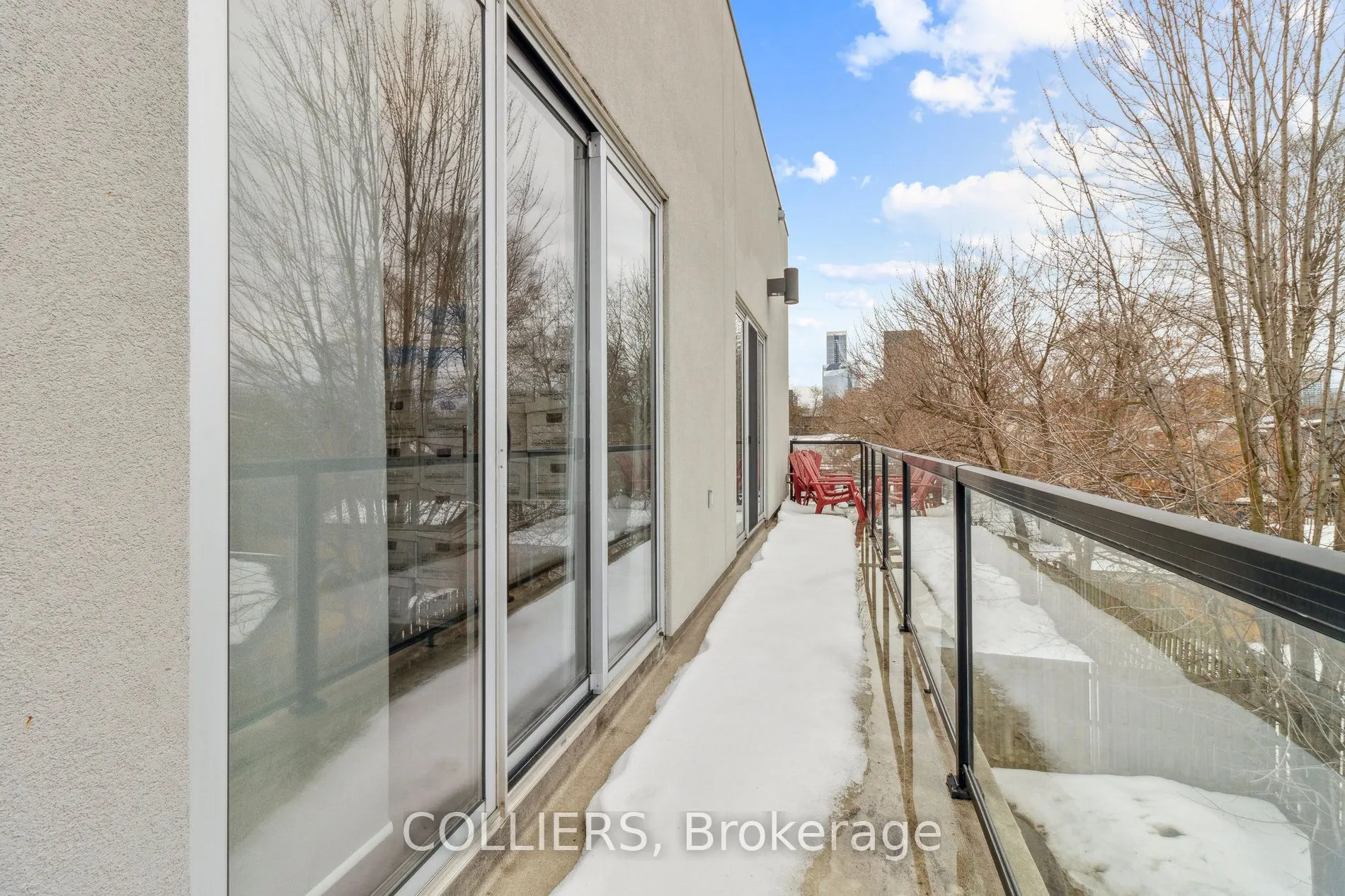 229 Sheppard Avenue W
