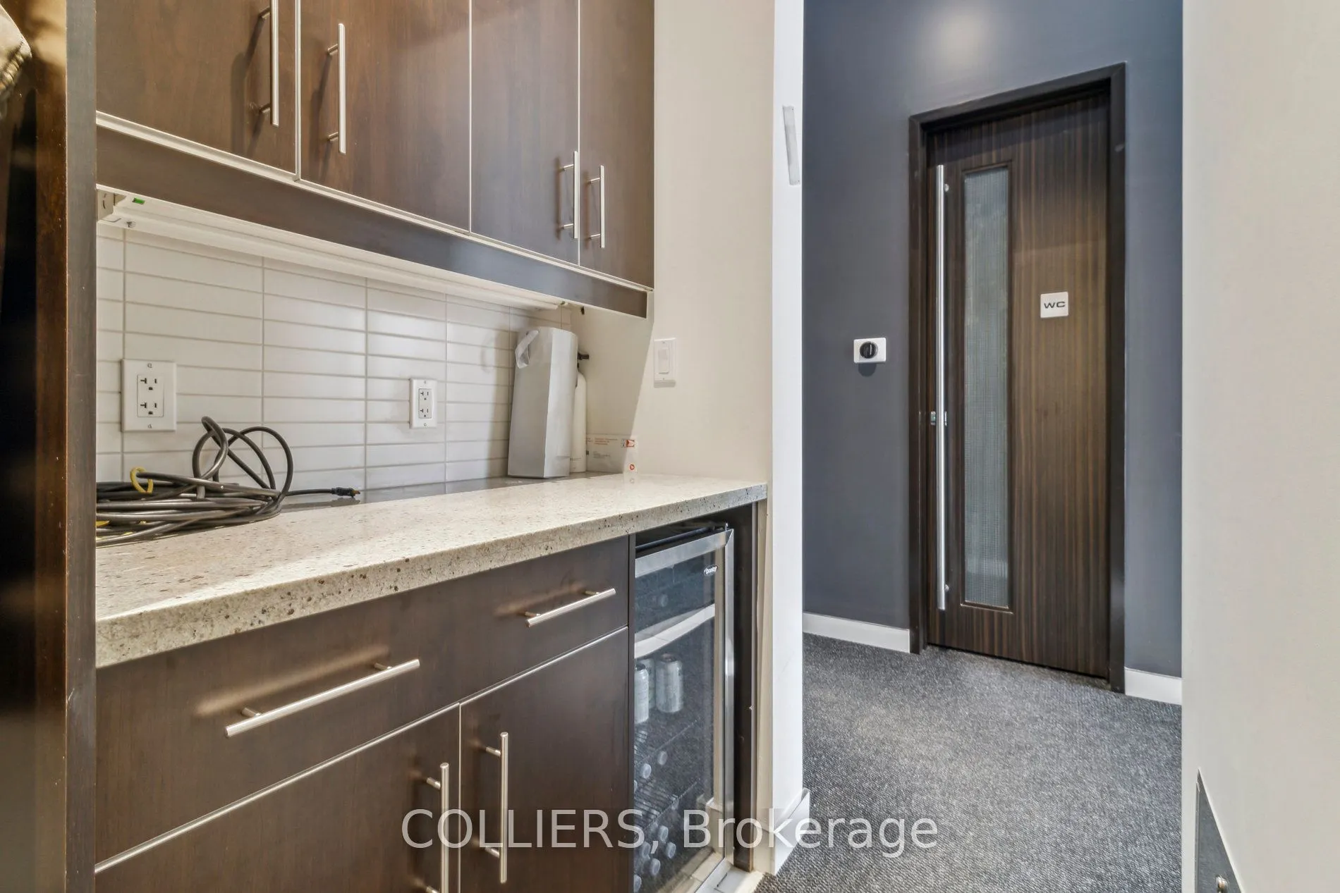 229 Sheppard Avenue W