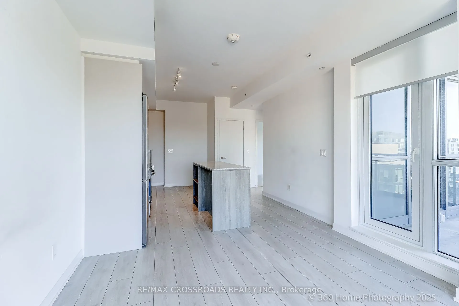 31 Tippett Road, #1306