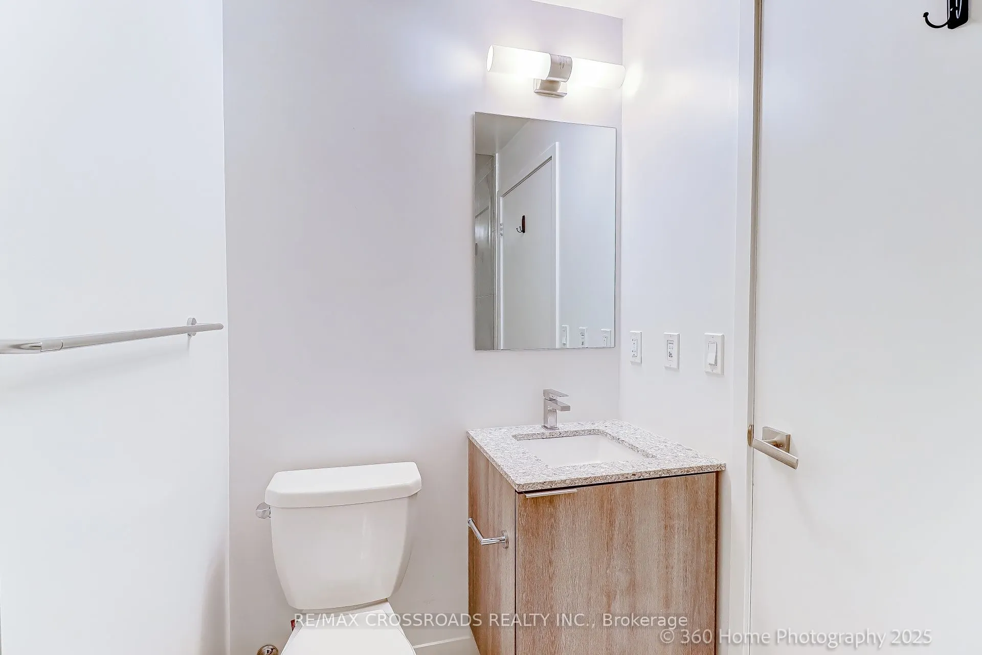 31 Tippett Road, #1306