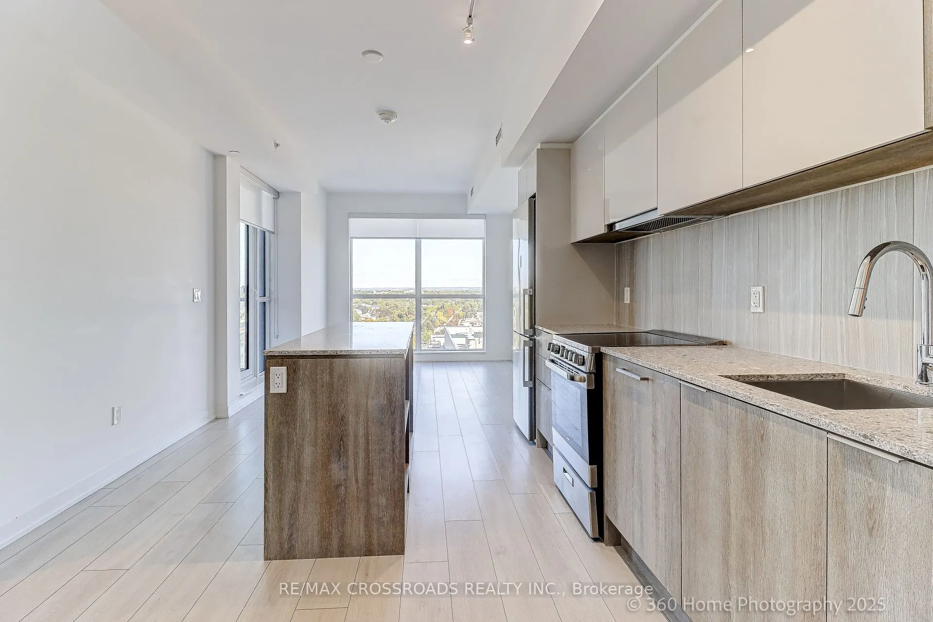 31 Tippett Road, #1306