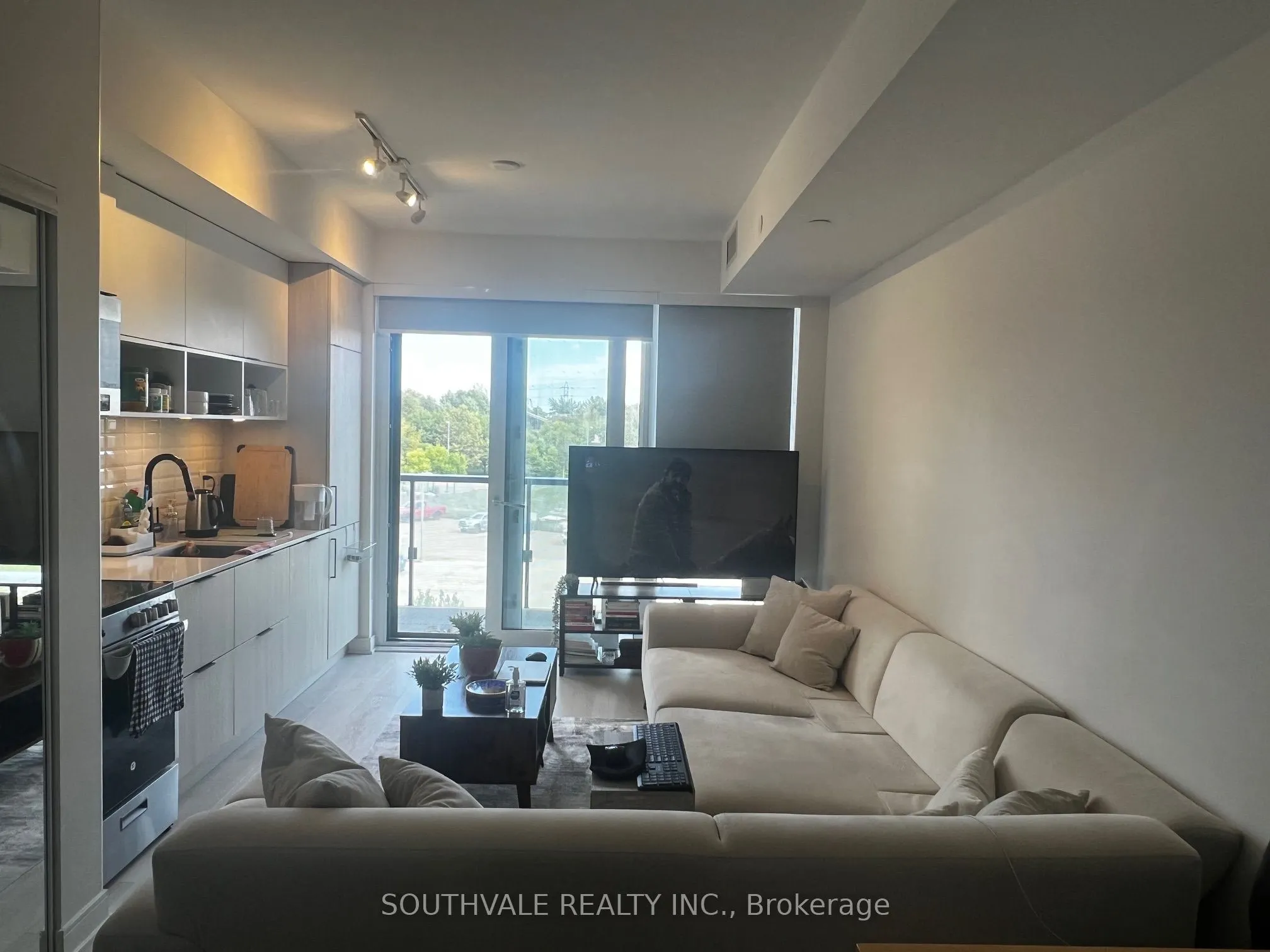 35 Rolling Mills Road, #S435