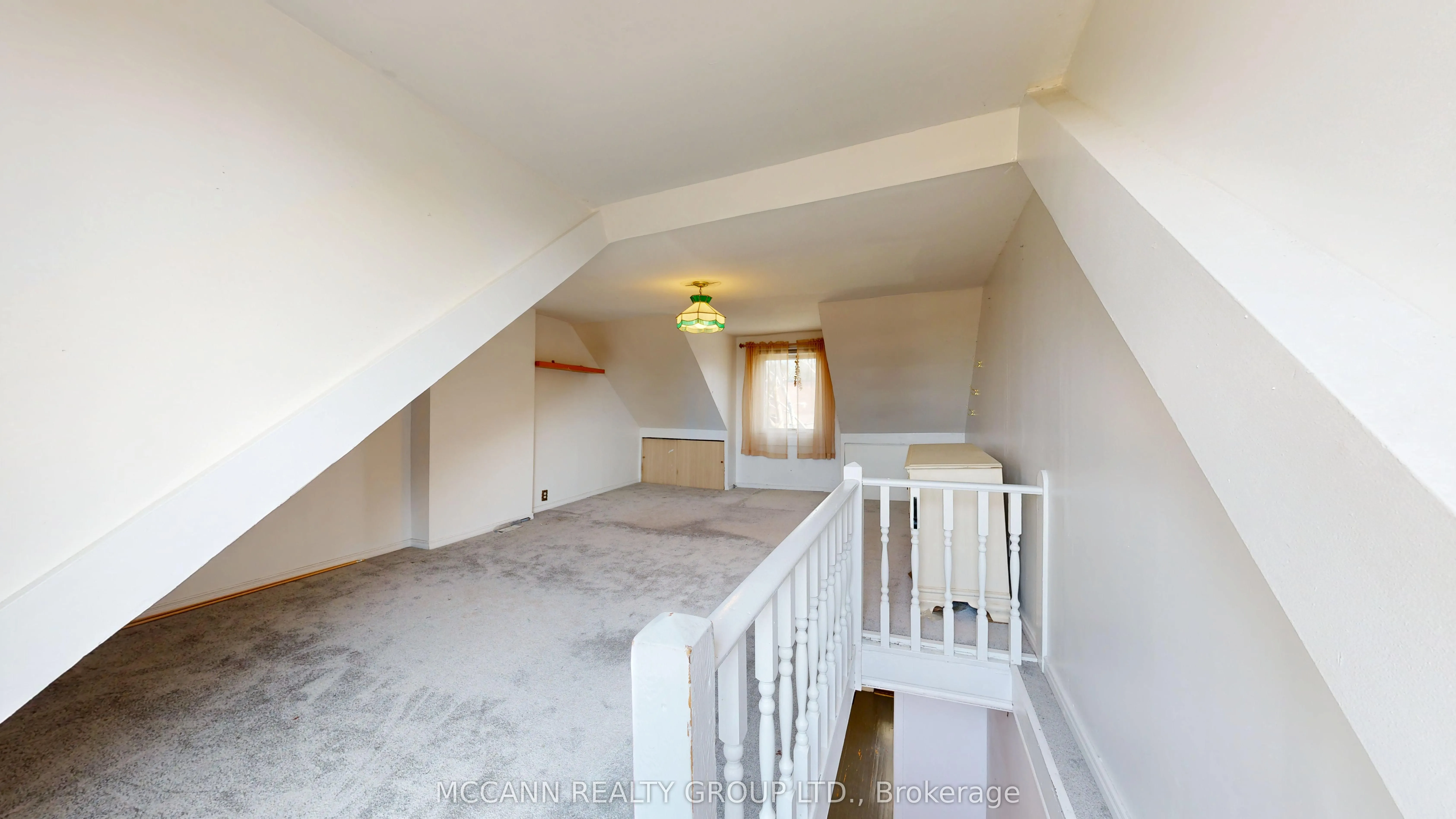 32 Macklem Avenue, #Upper
