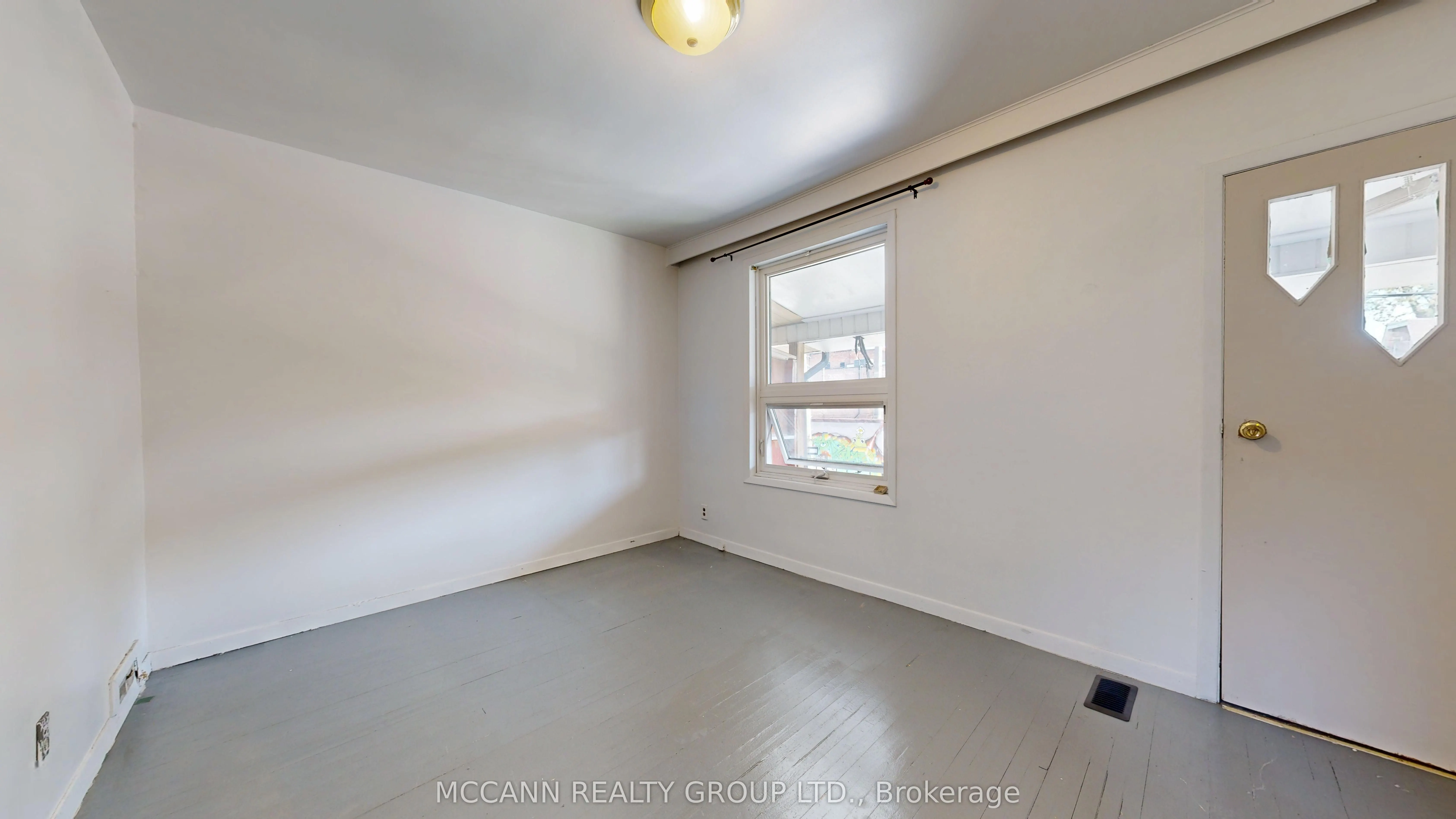 32 Macklem Avenue, #Upper