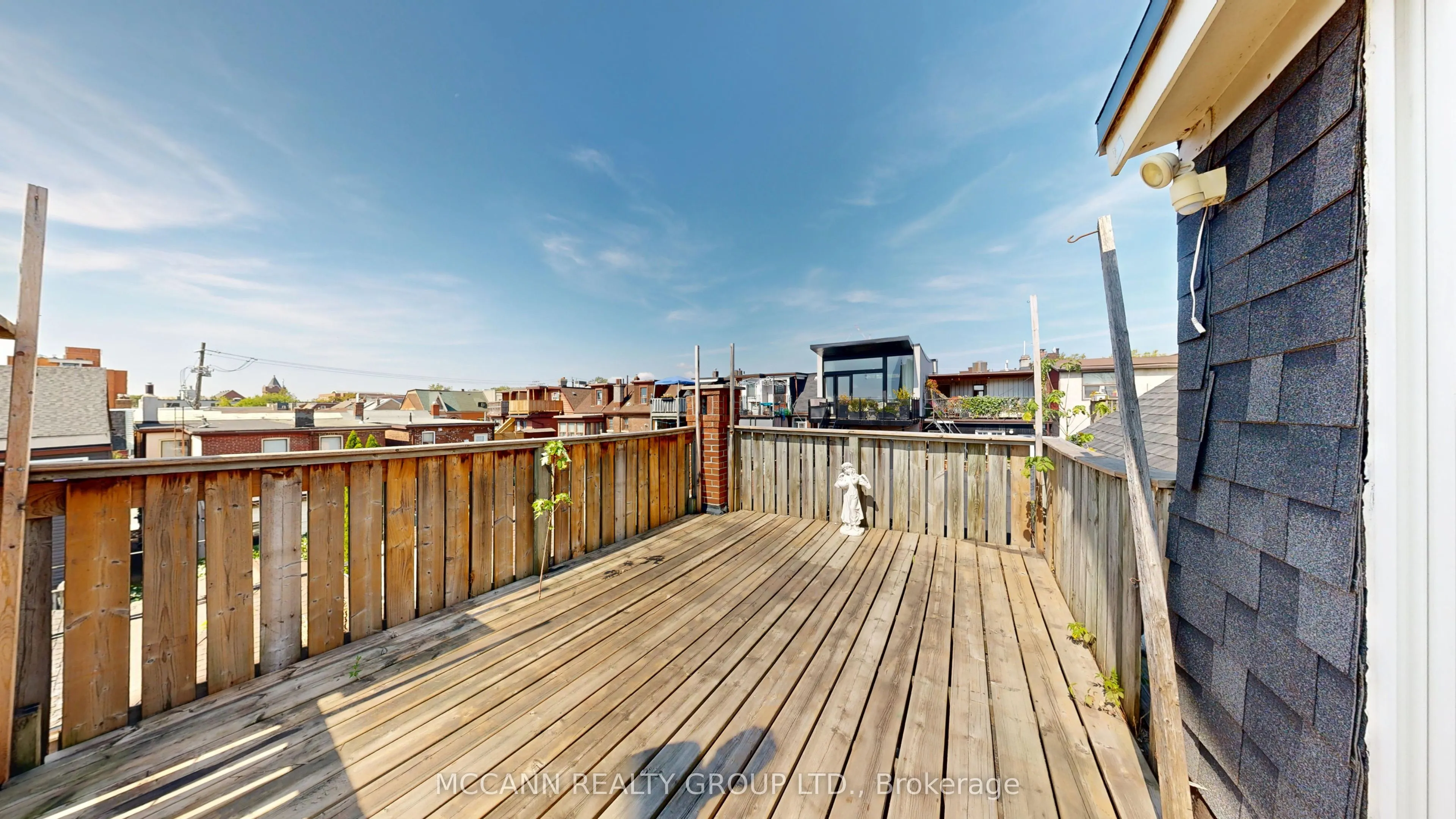 32 Macklem Avenue, #Upper
