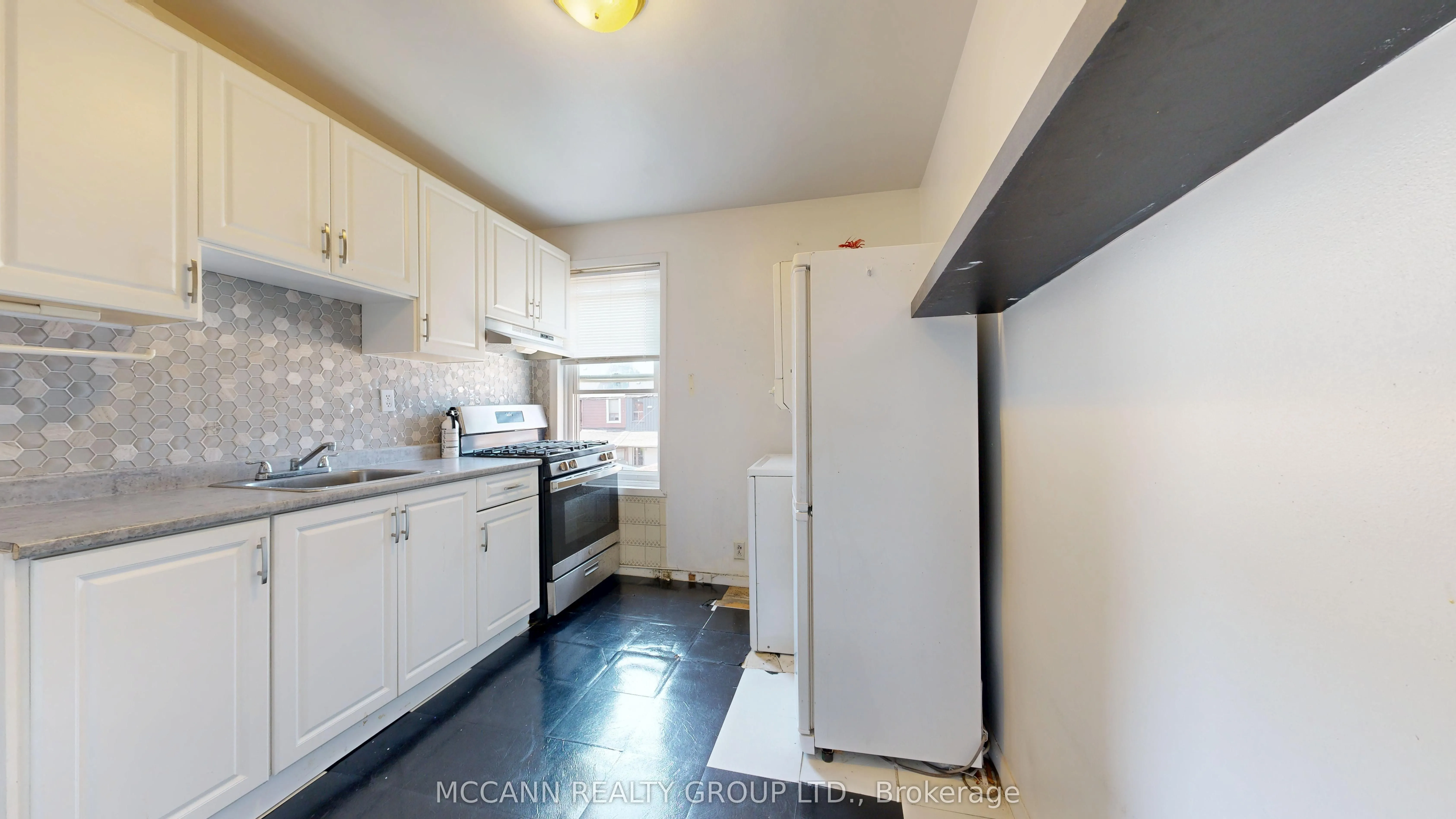 32 Macklem Avenue, #Upper