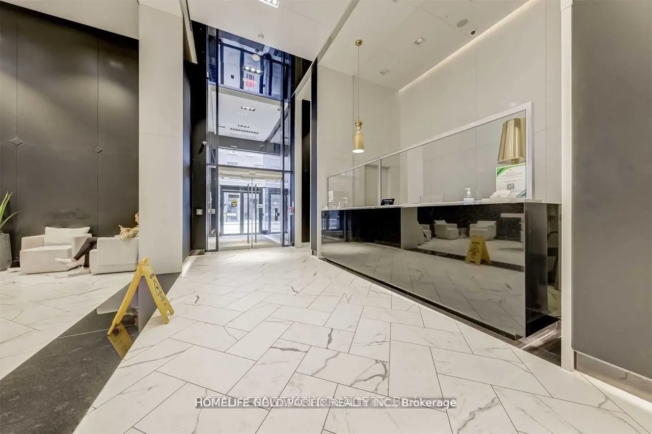 87 Peter Street, #3315