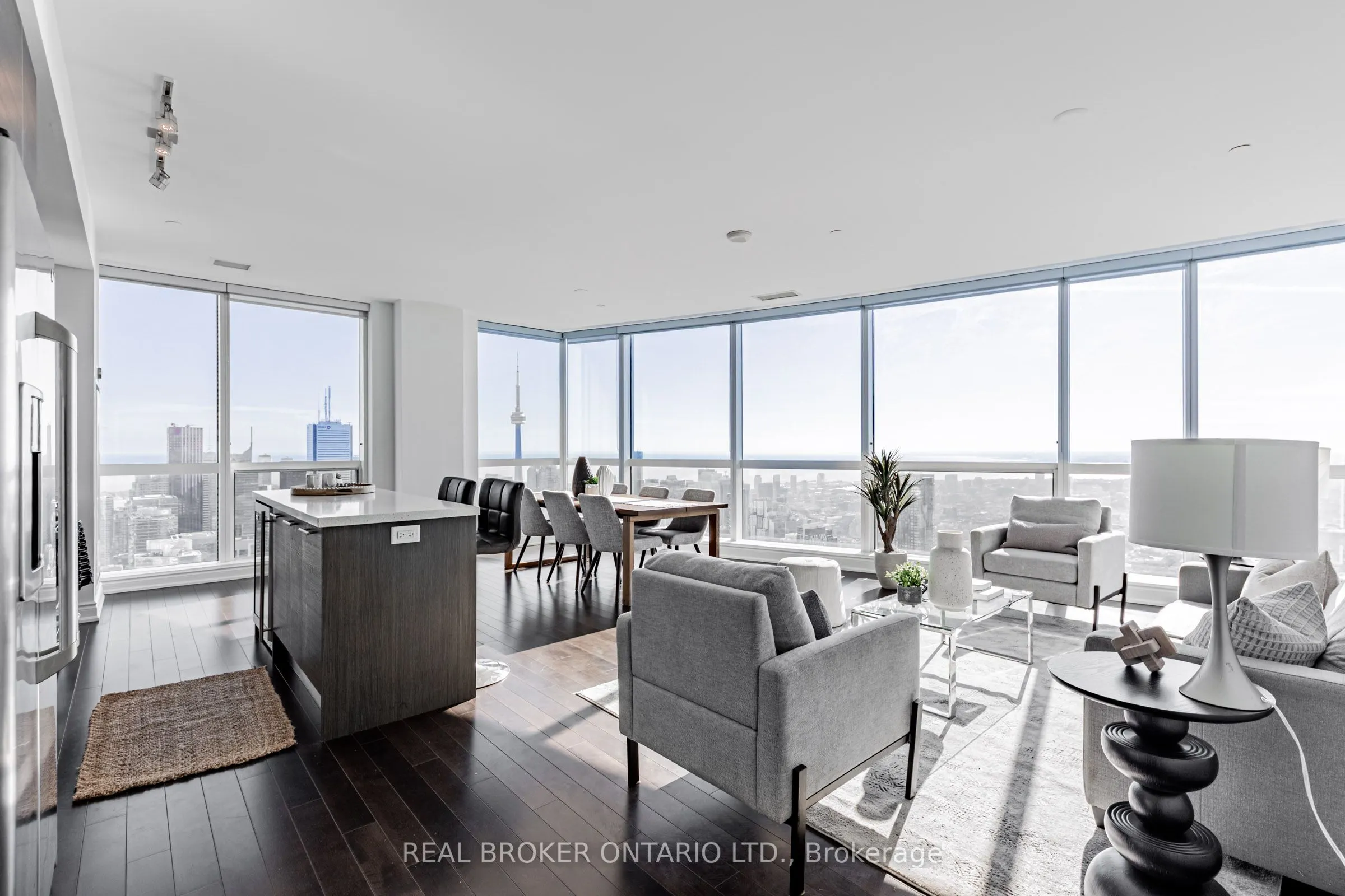 388 Yonge Street, #7510
