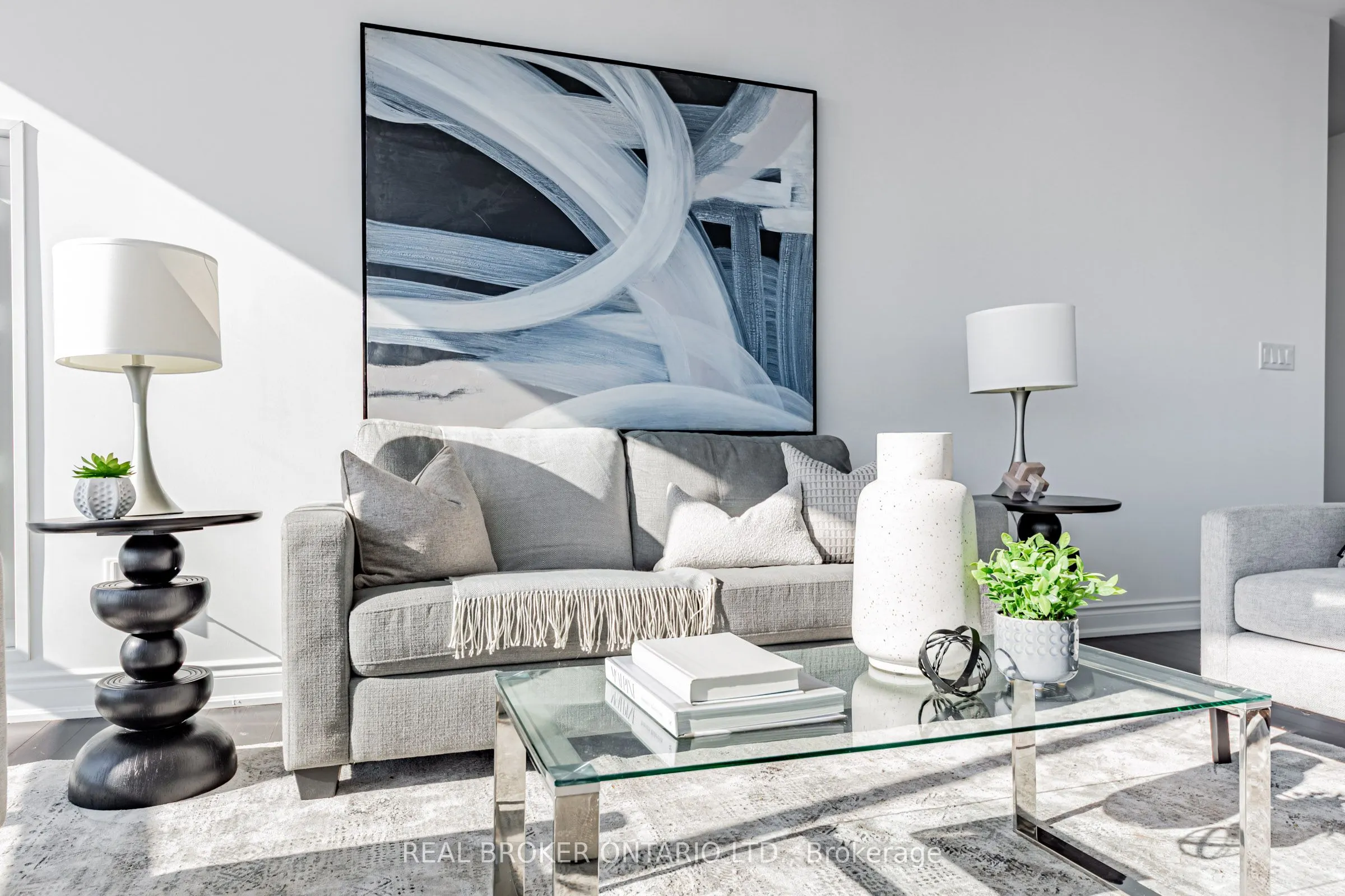 388 Yonge Street, #7510