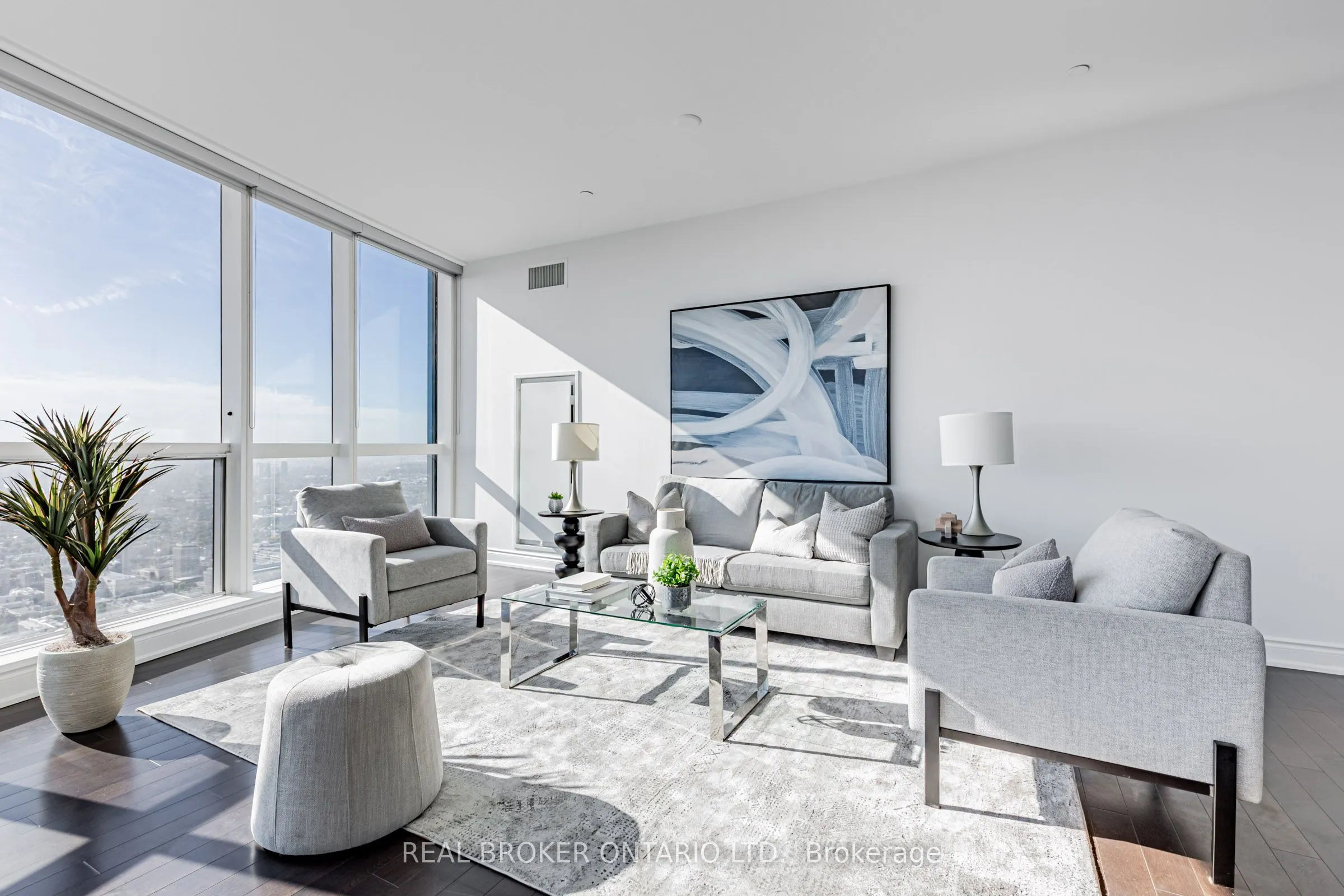 388 Yonge Street, #7510