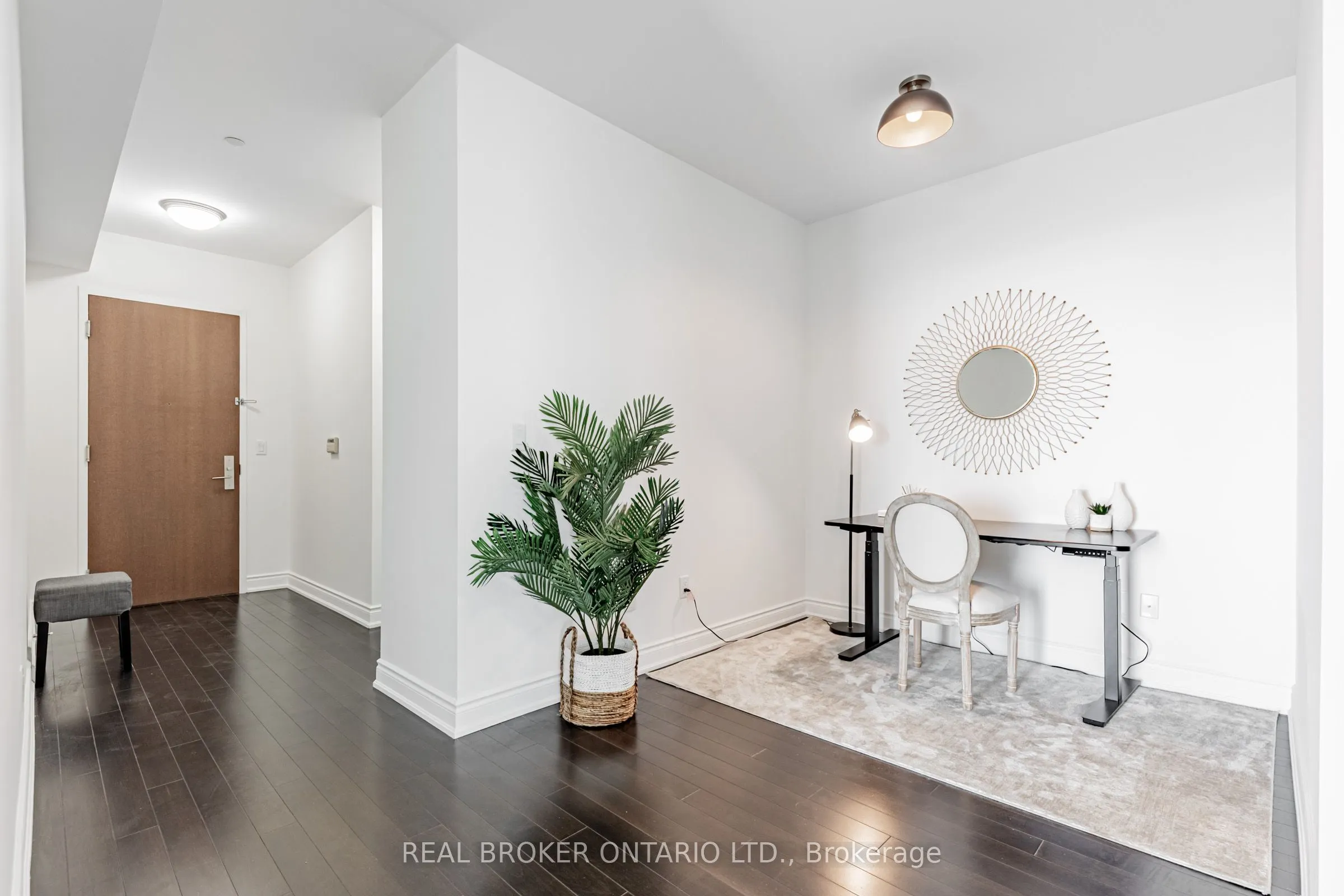 388 Yonge Street, #7510