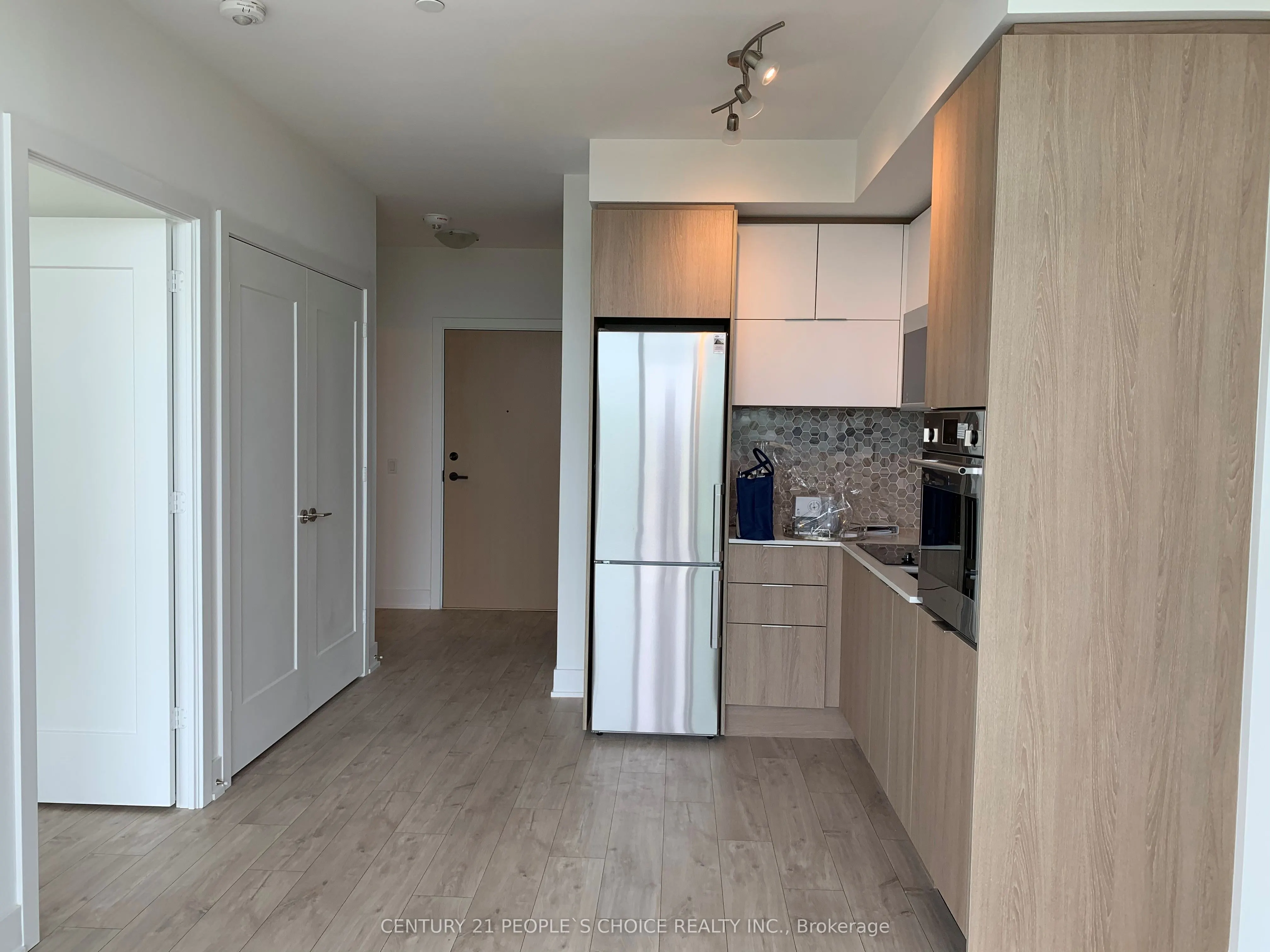 1 Belsize Drive, #813
