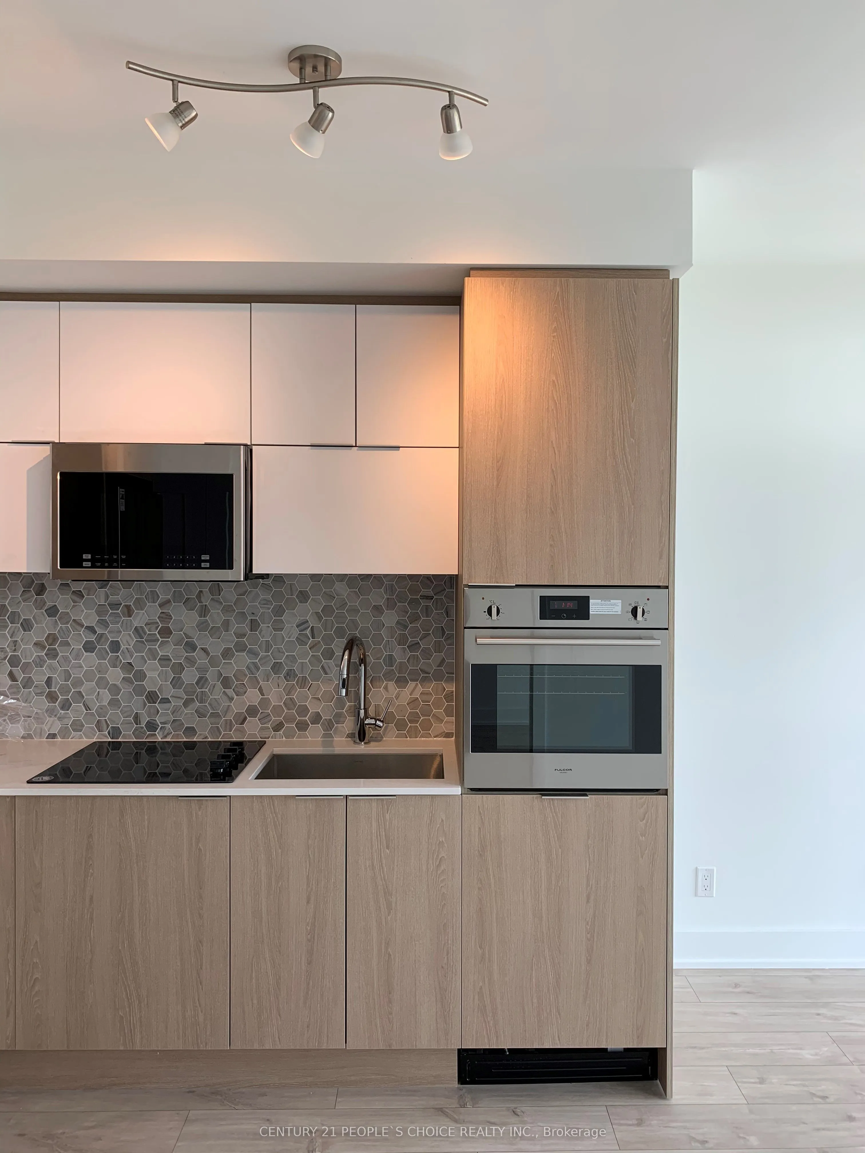 1 Belsize Drive, #813