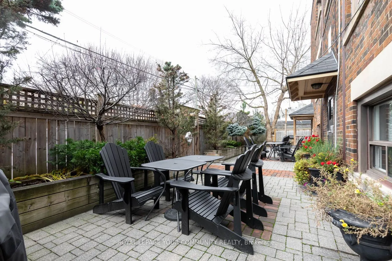 922 Bathurst Street, #16