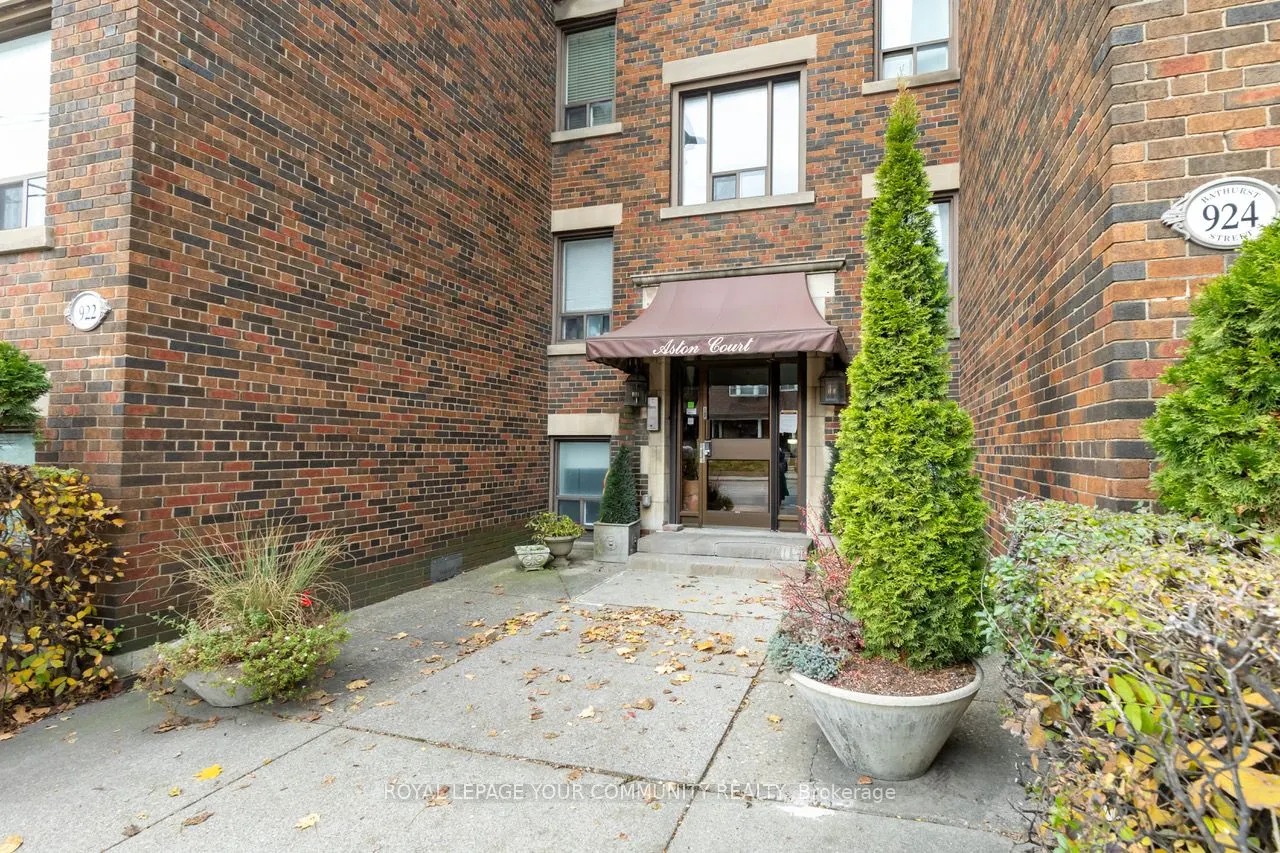 922 Bathurst Street, #16