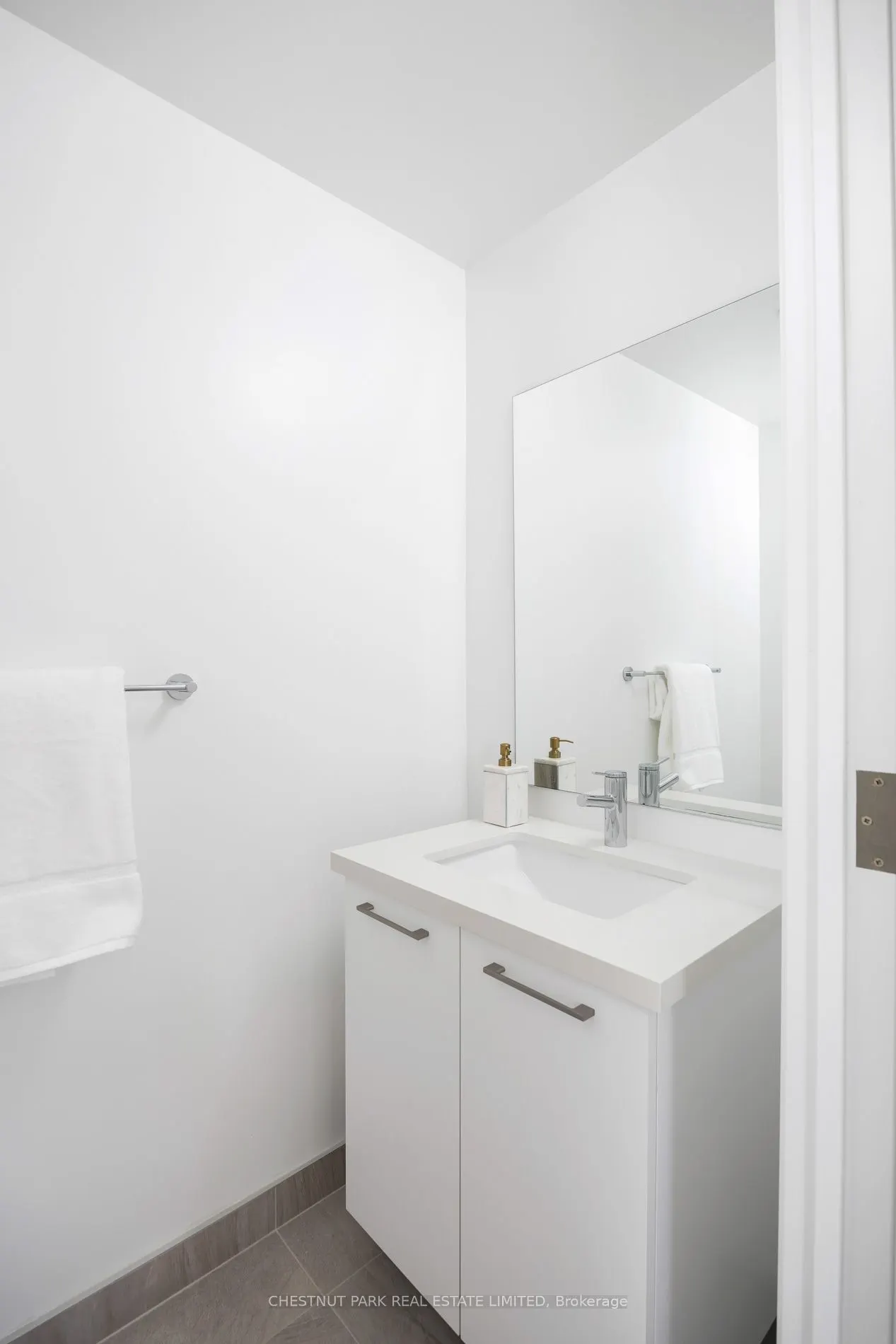 33 Frederick Todd Way, #1702