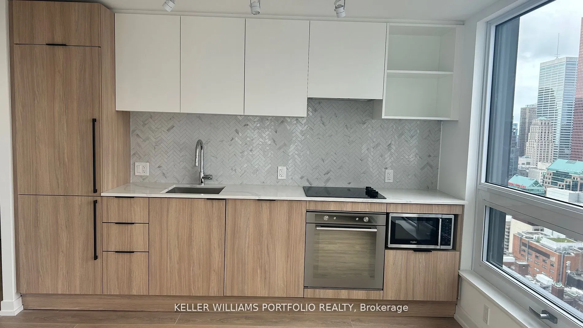 82 Dalhousie Street, #4212