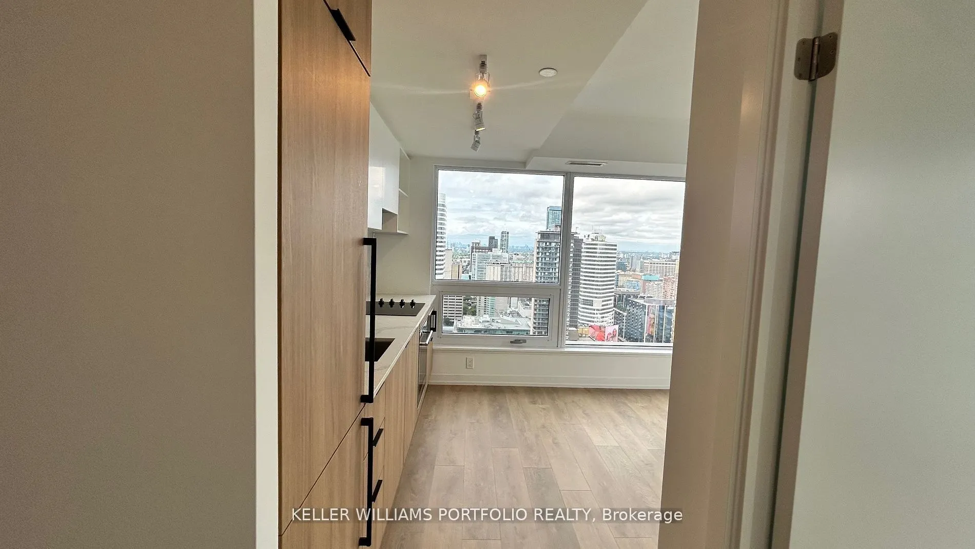 82 Dalhousie Street, #4212
