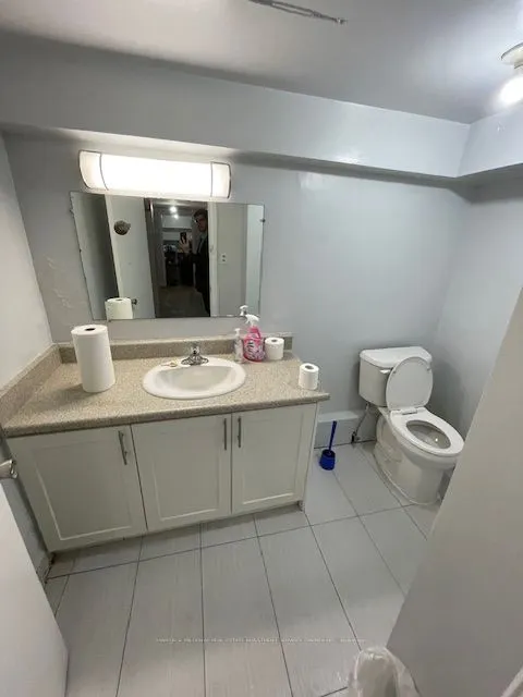 1064 Eglinton Avenue W