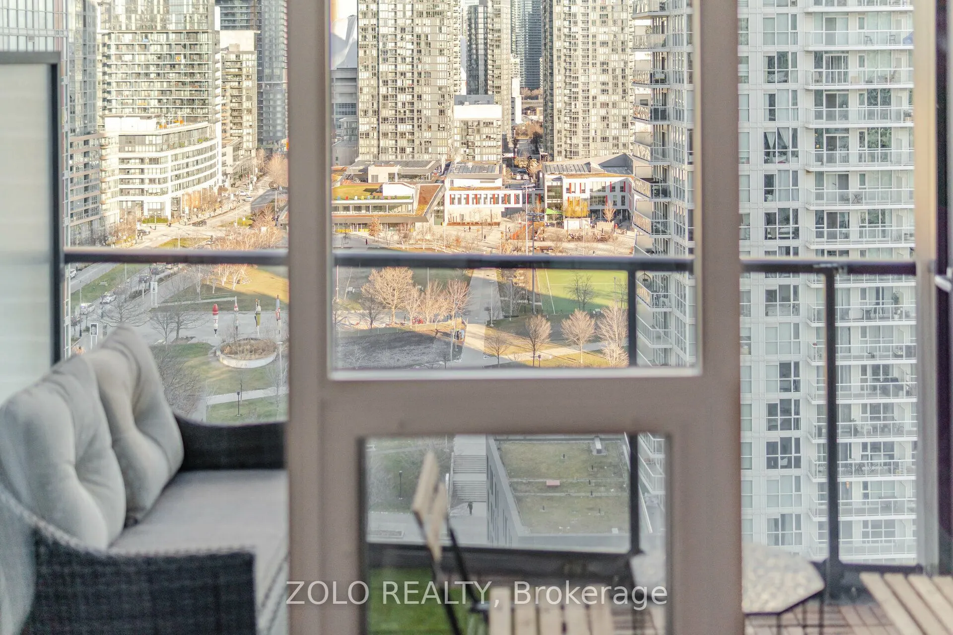 70 Queens Wharf Road, #2111