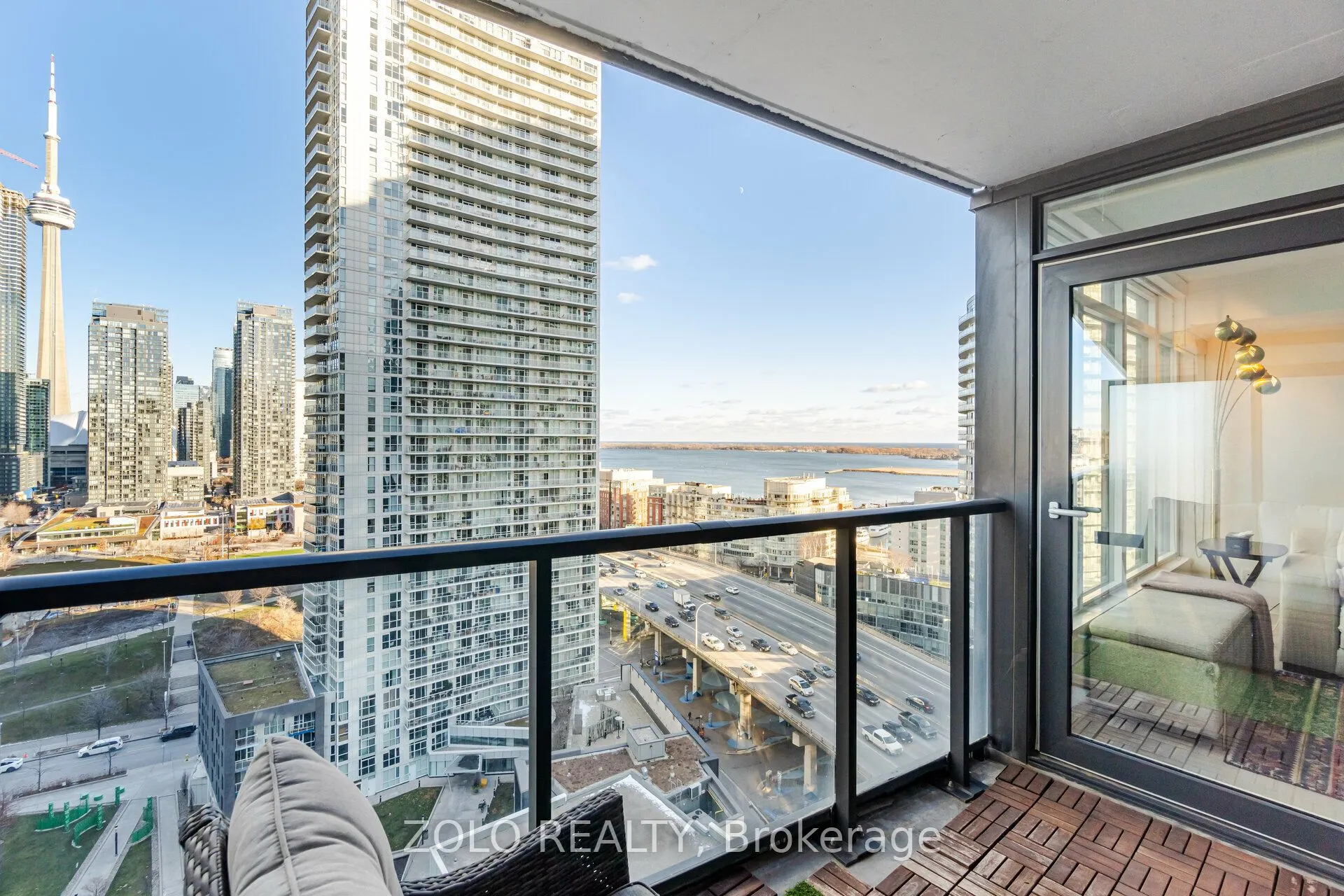 70 Queens Wharf Road, #2111