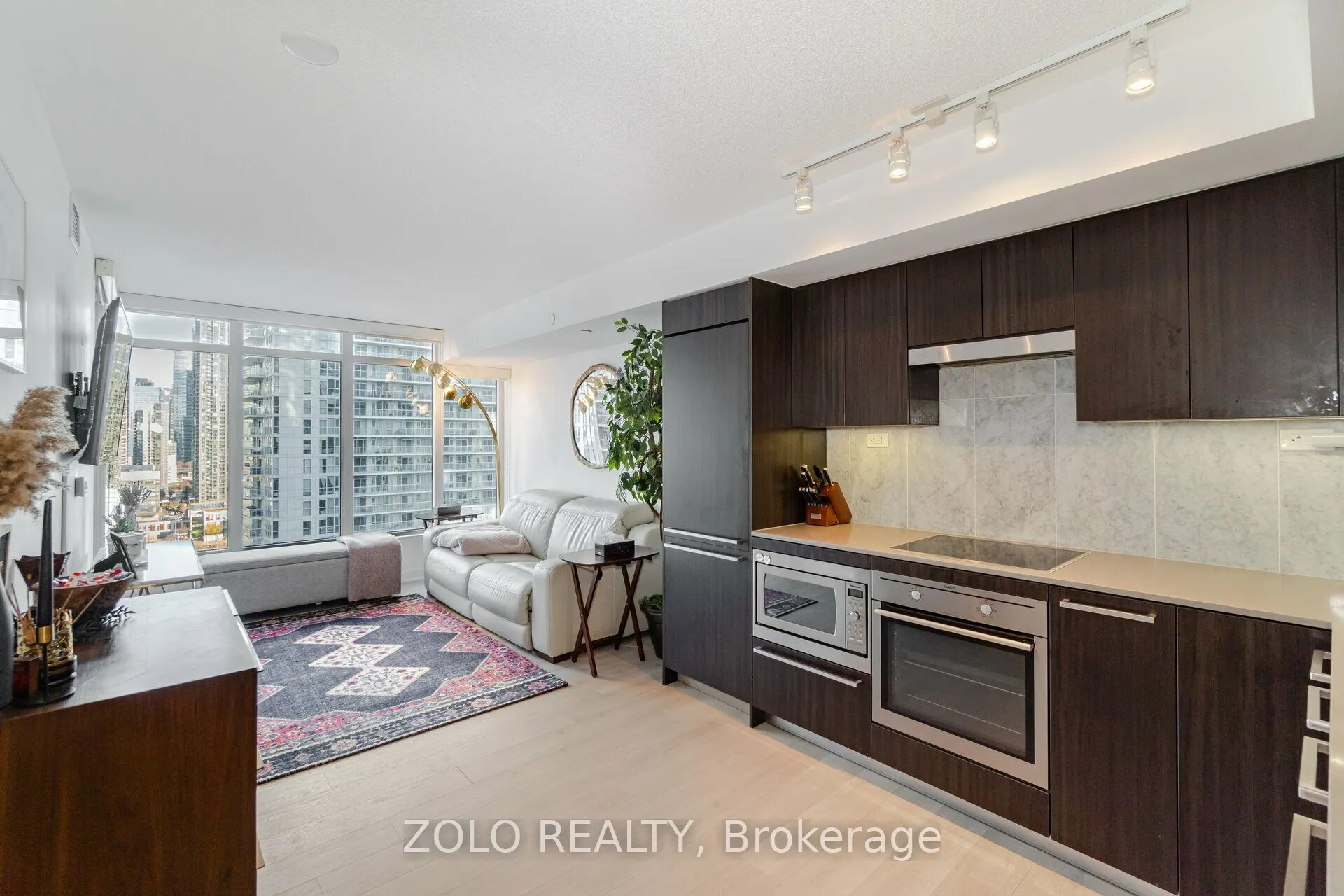 70 Queens Wharf Road, #2111