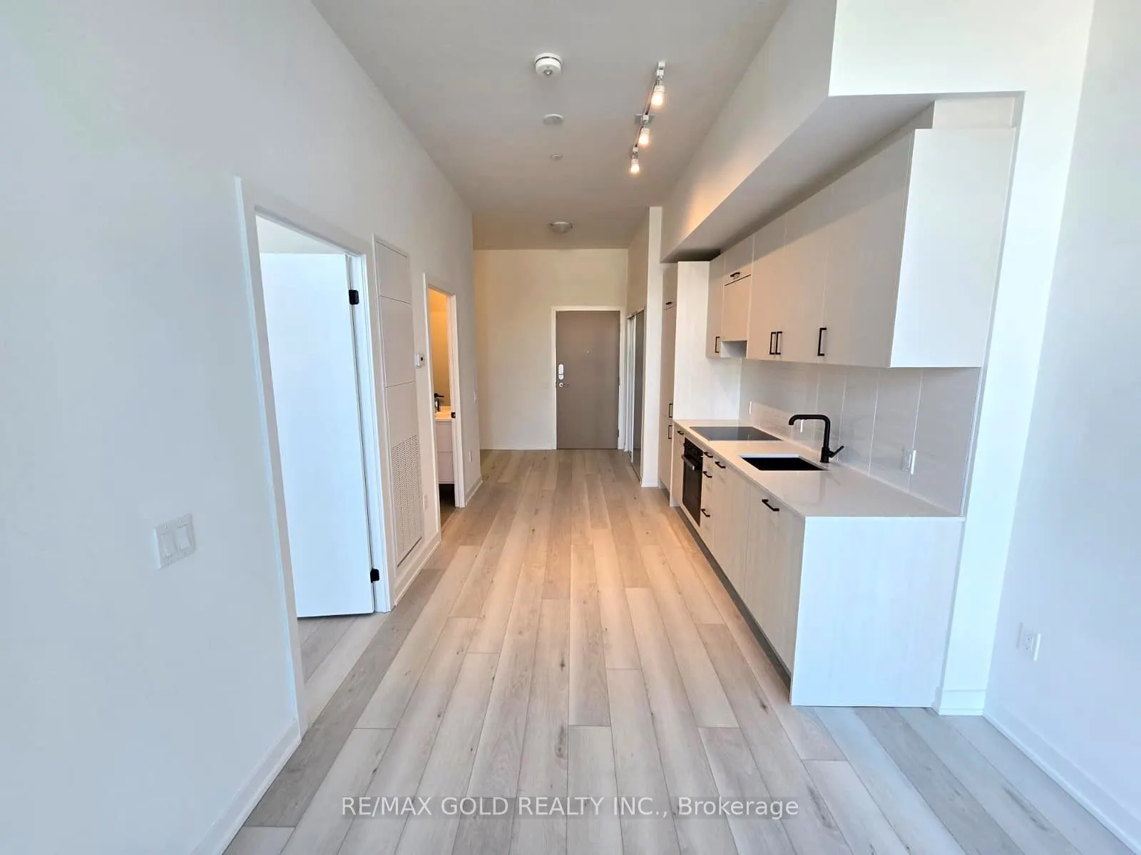 1 Kyle Lowry Road, #103