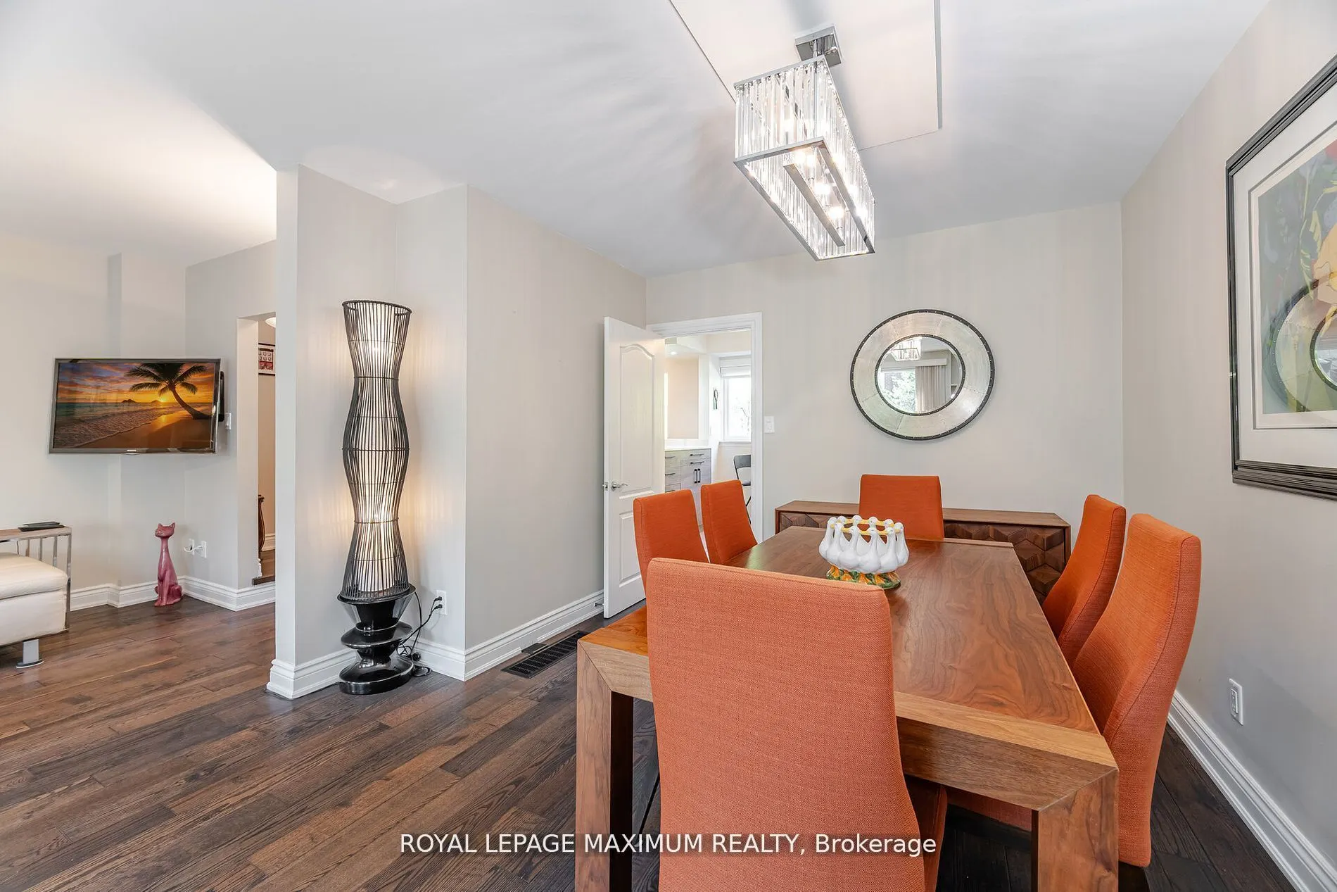 90 George Henry Boulevard, #17