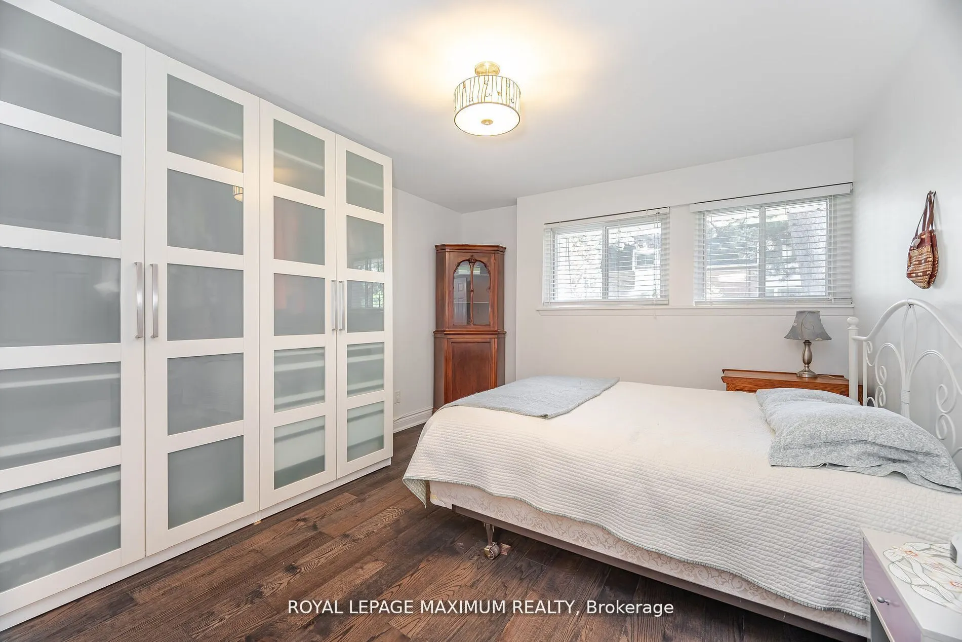 90 George Henry Boulevard, #17