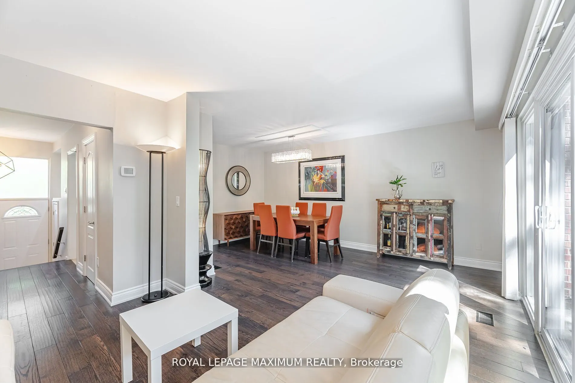 90 George Henry Boulevard, #17