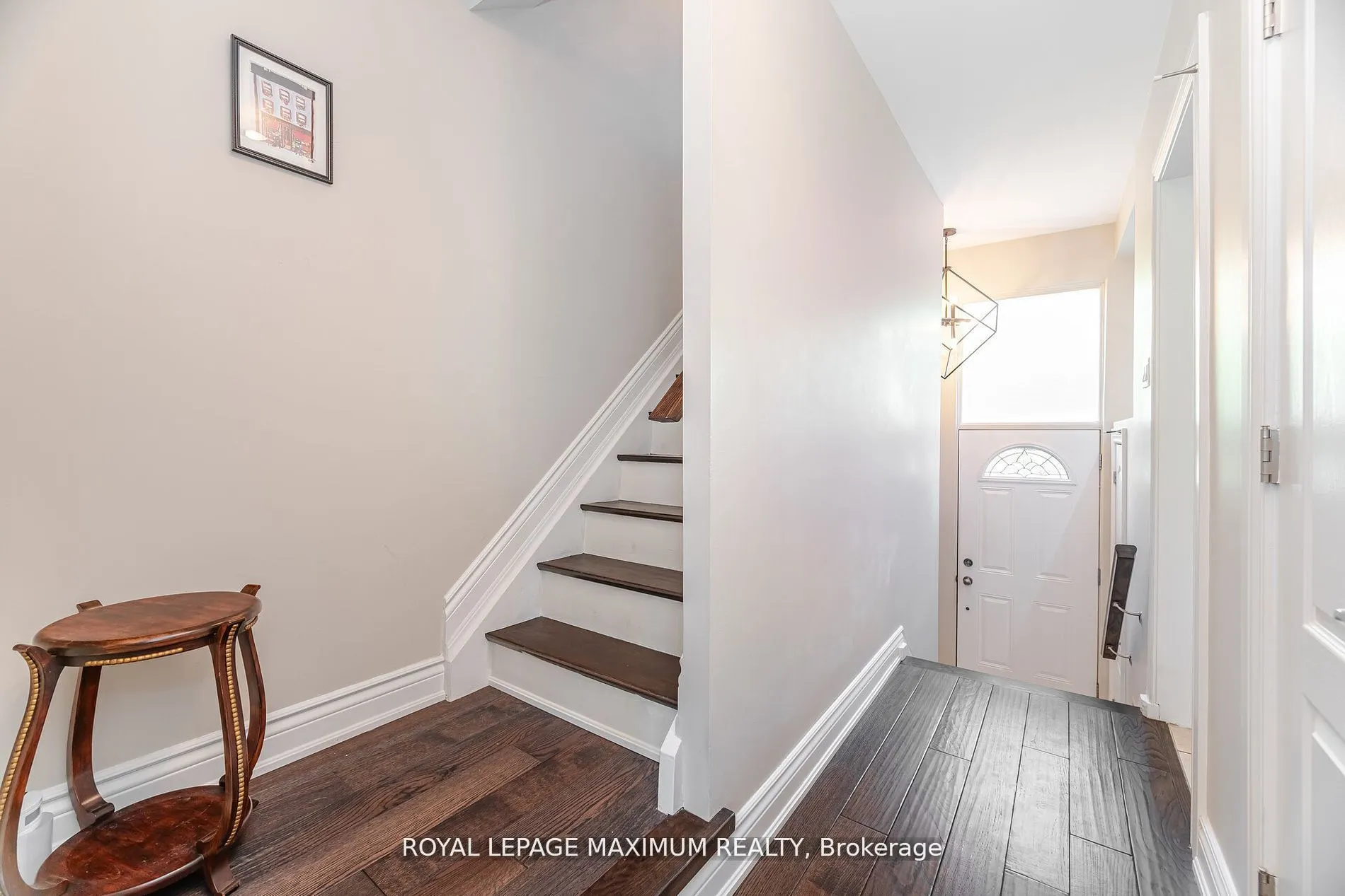 90 George Henry Boulevard, #17
