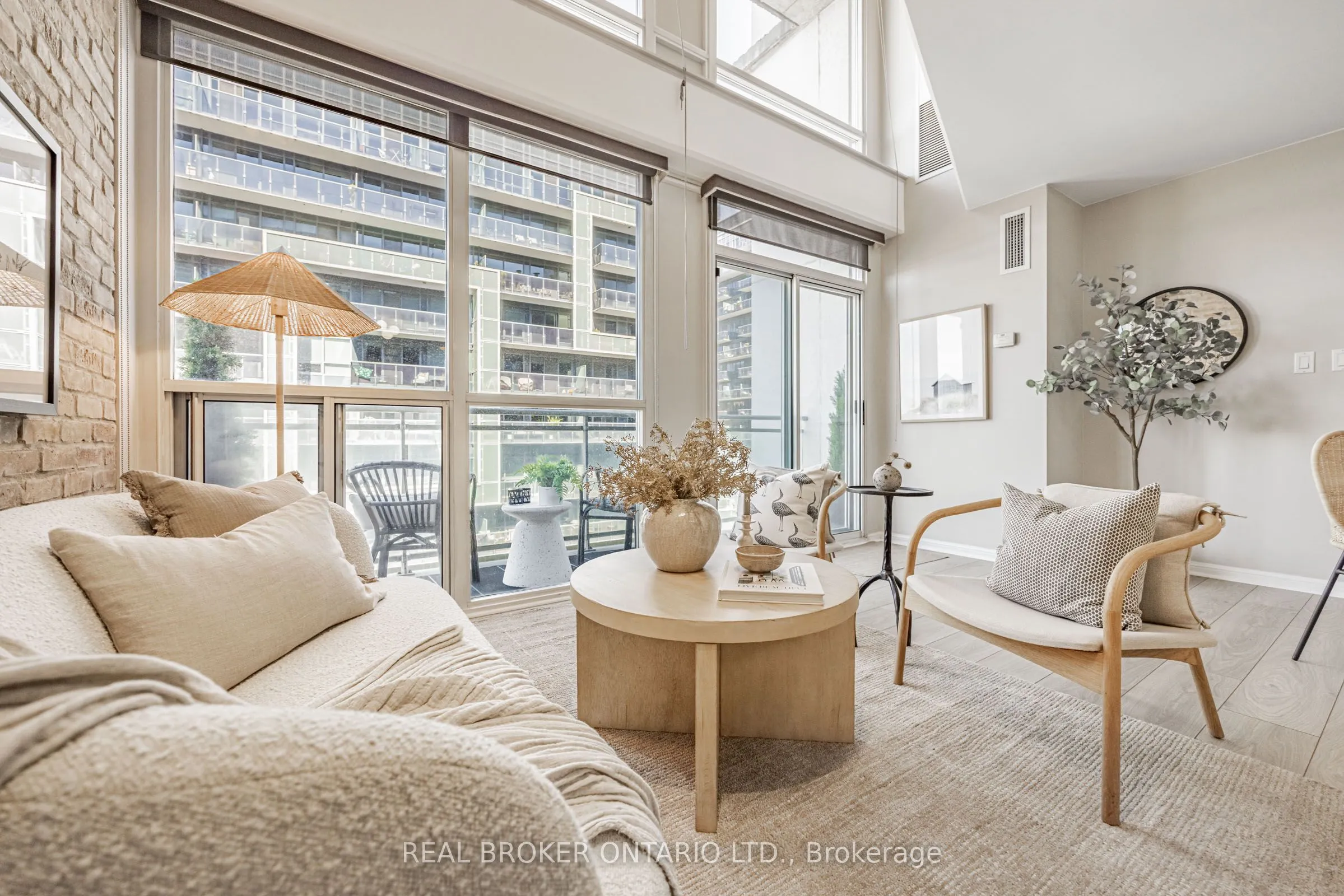 1029 King Street W, #612
