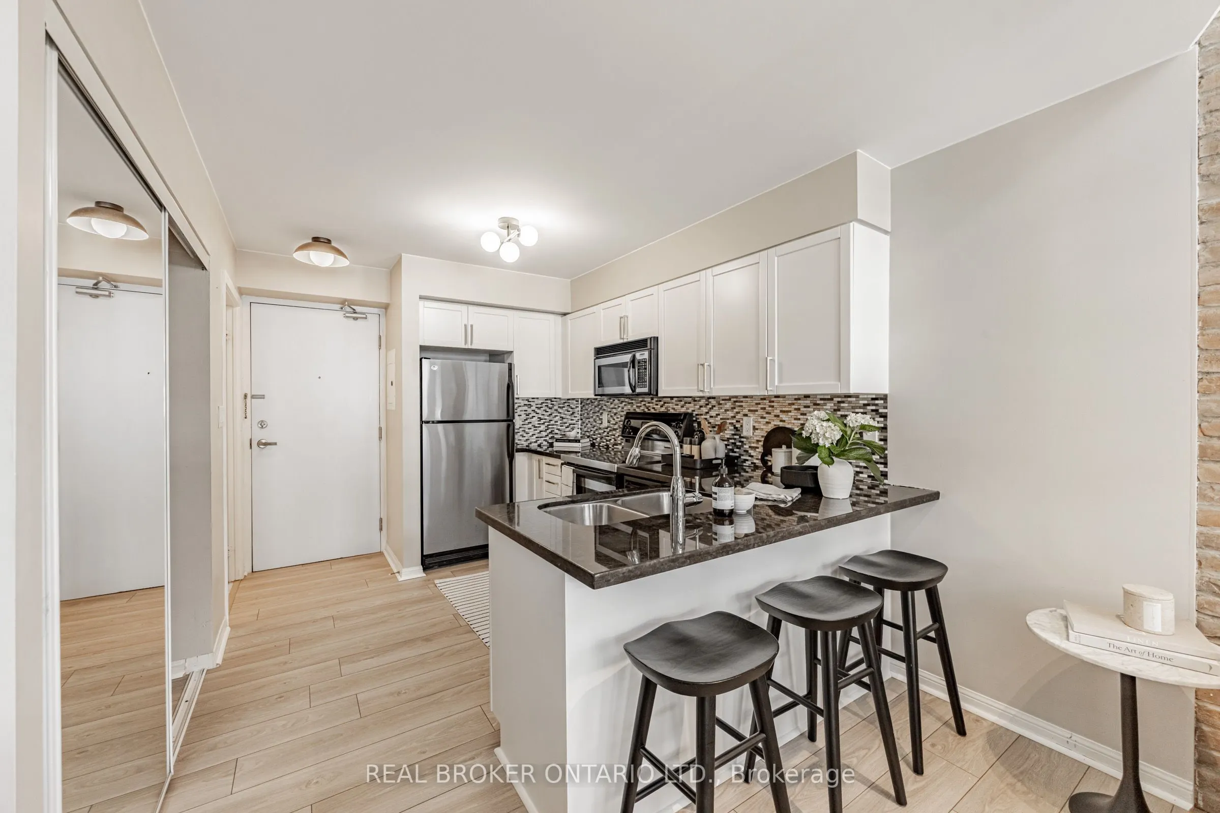 1029 King Street W, #612
