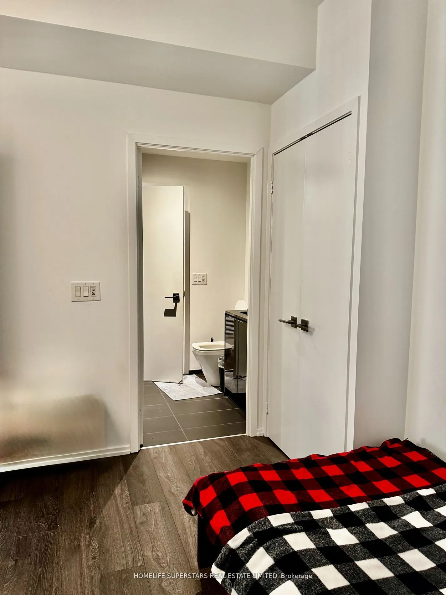 70 Temperance Street, #506