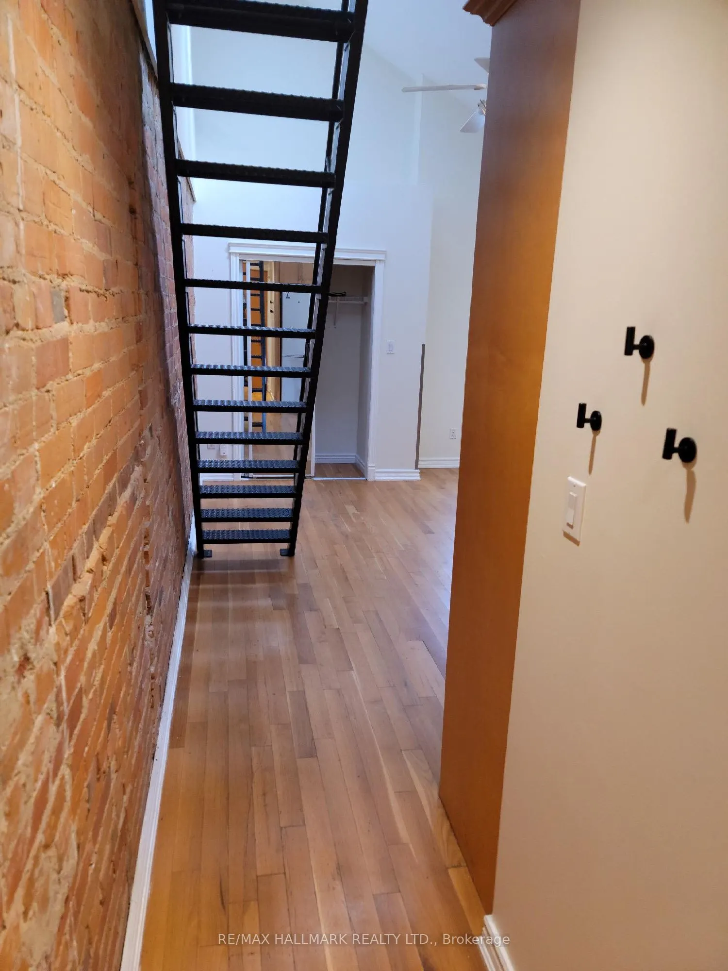 8 St. Joseph Street, #2B