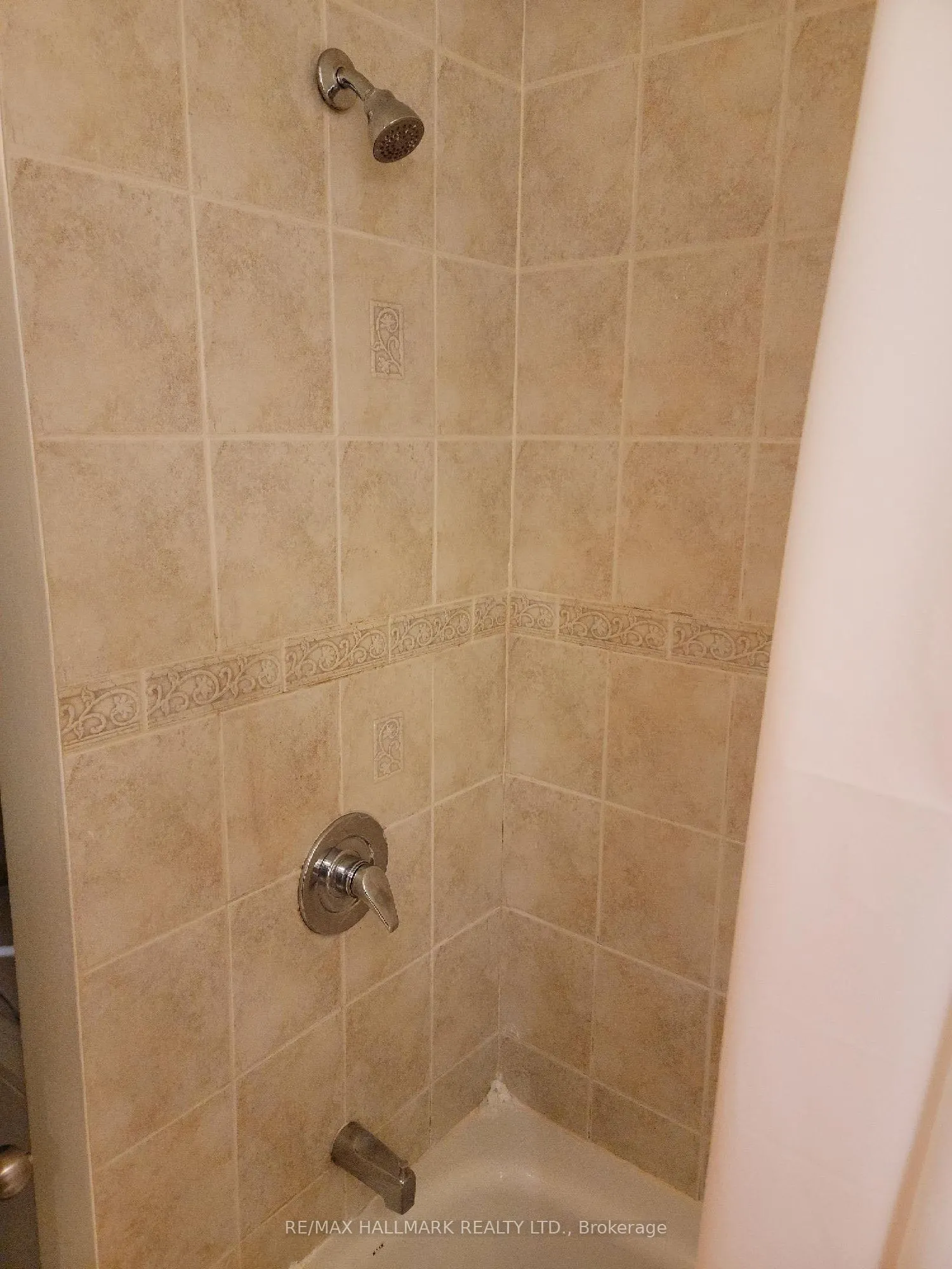 8 St. Joseph Street, #2B