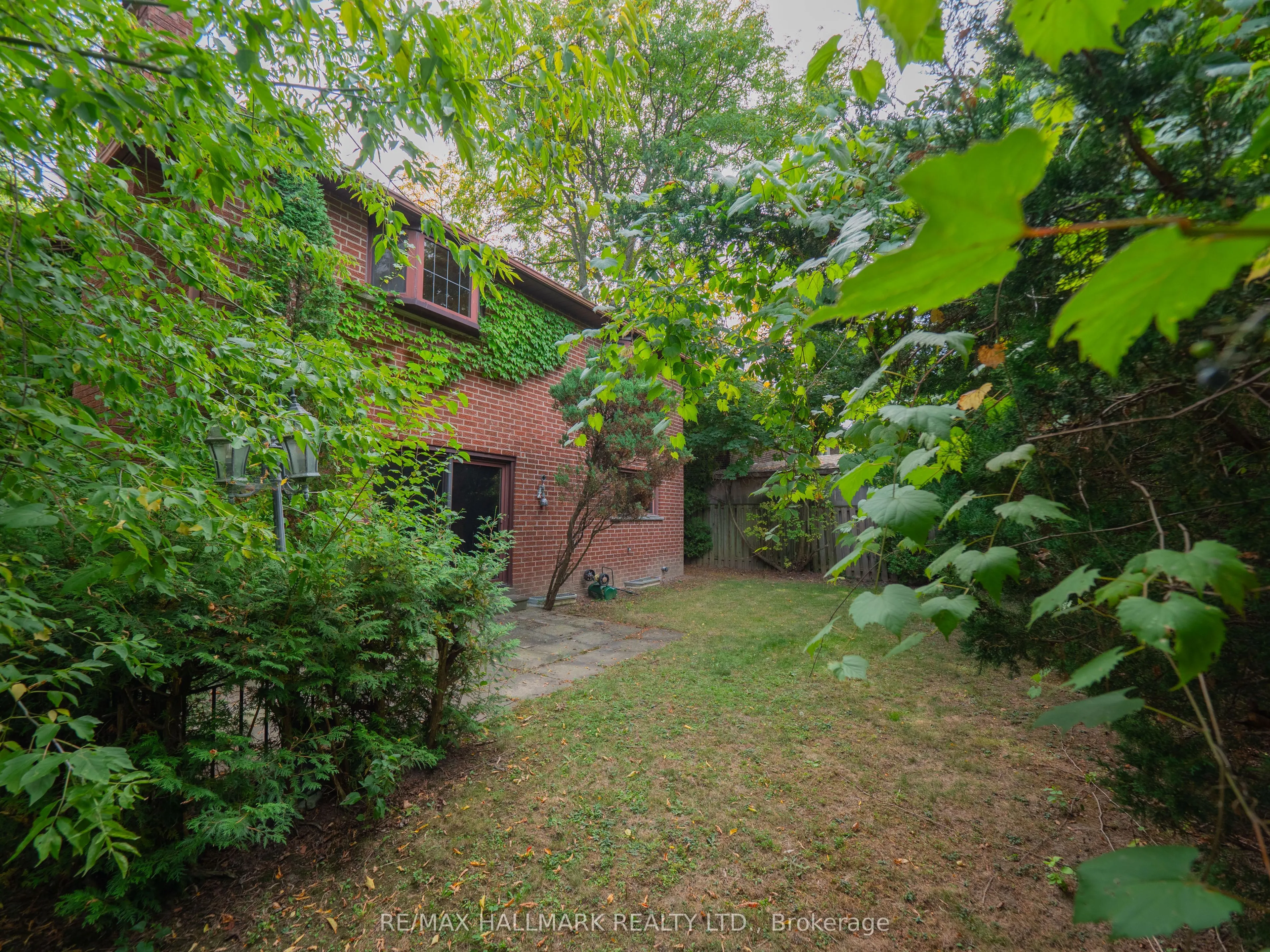 68 Pinnacle Road