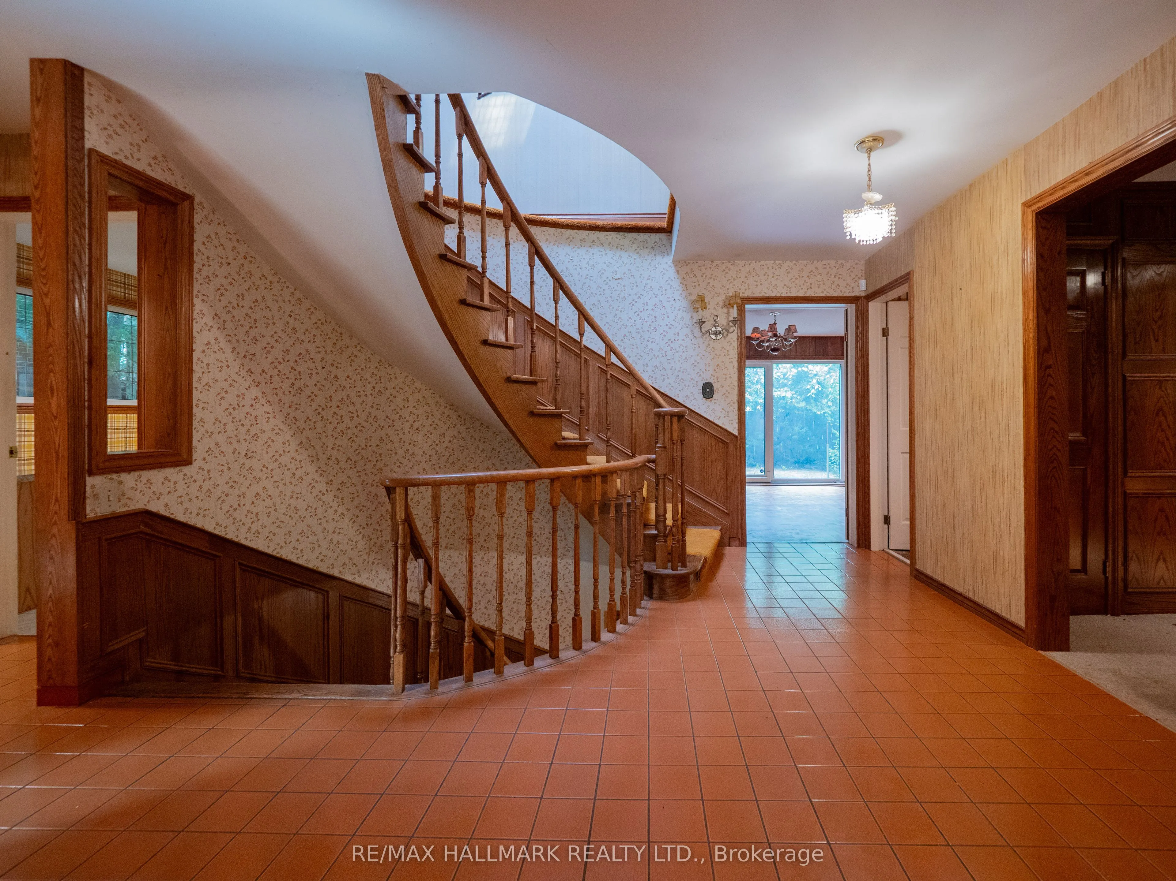68 Pinnacle Road