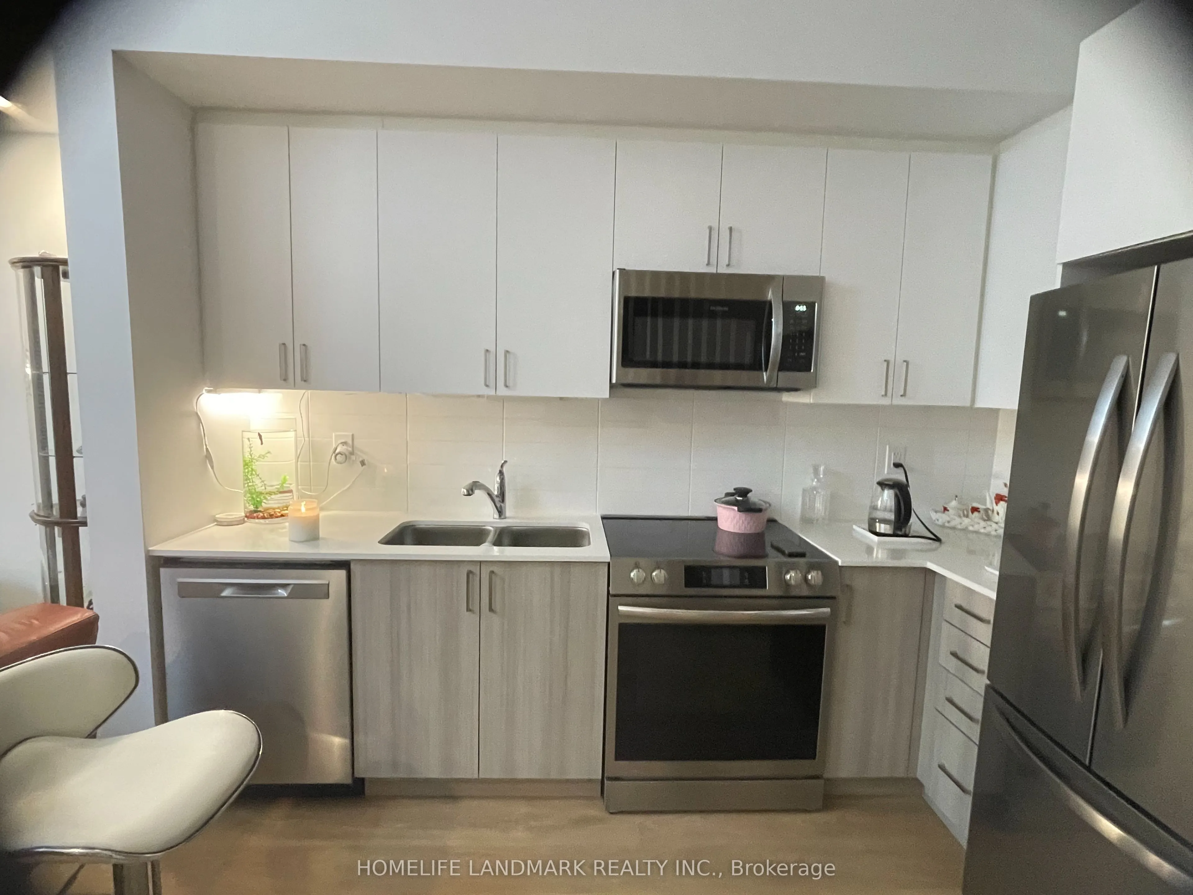 90 Tisdale Avenue, #90