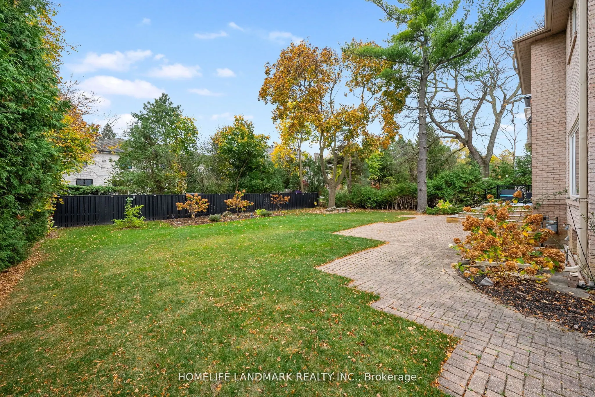 151 Highland Crescent