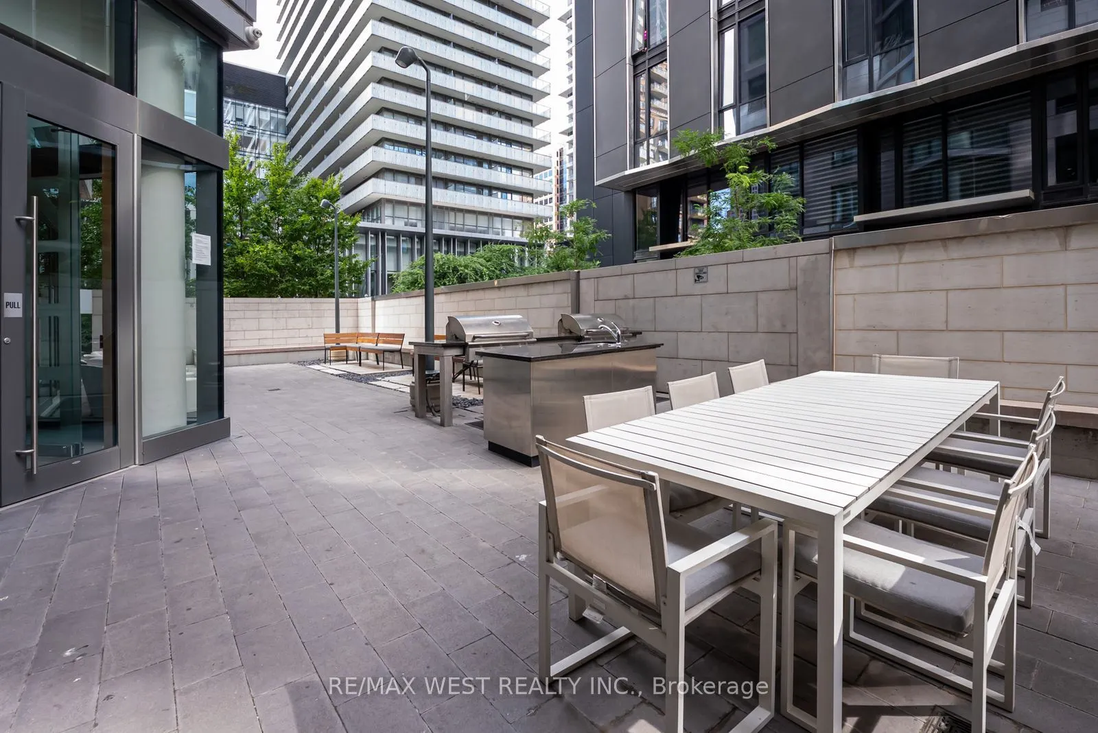45 Charles Street E, #3011