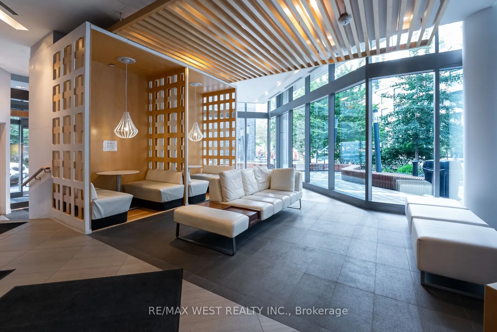 45 Charles Street E, #3011