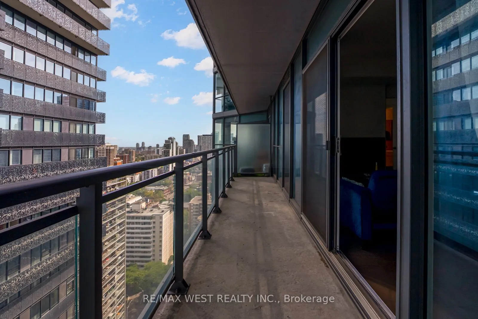 45 Charles Street E, #3011
